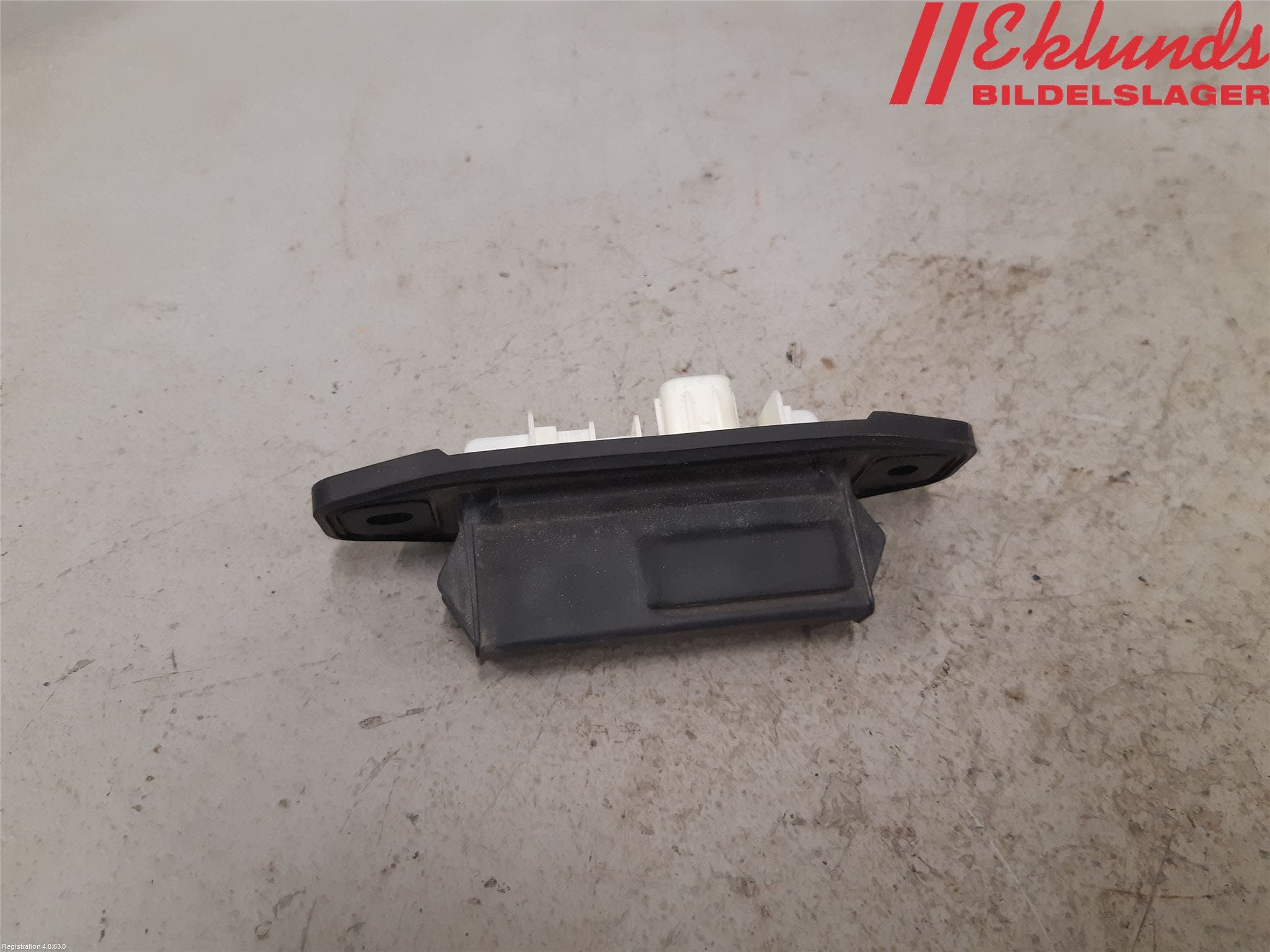 Toyota COROLLA 19- Bakluckehandtag