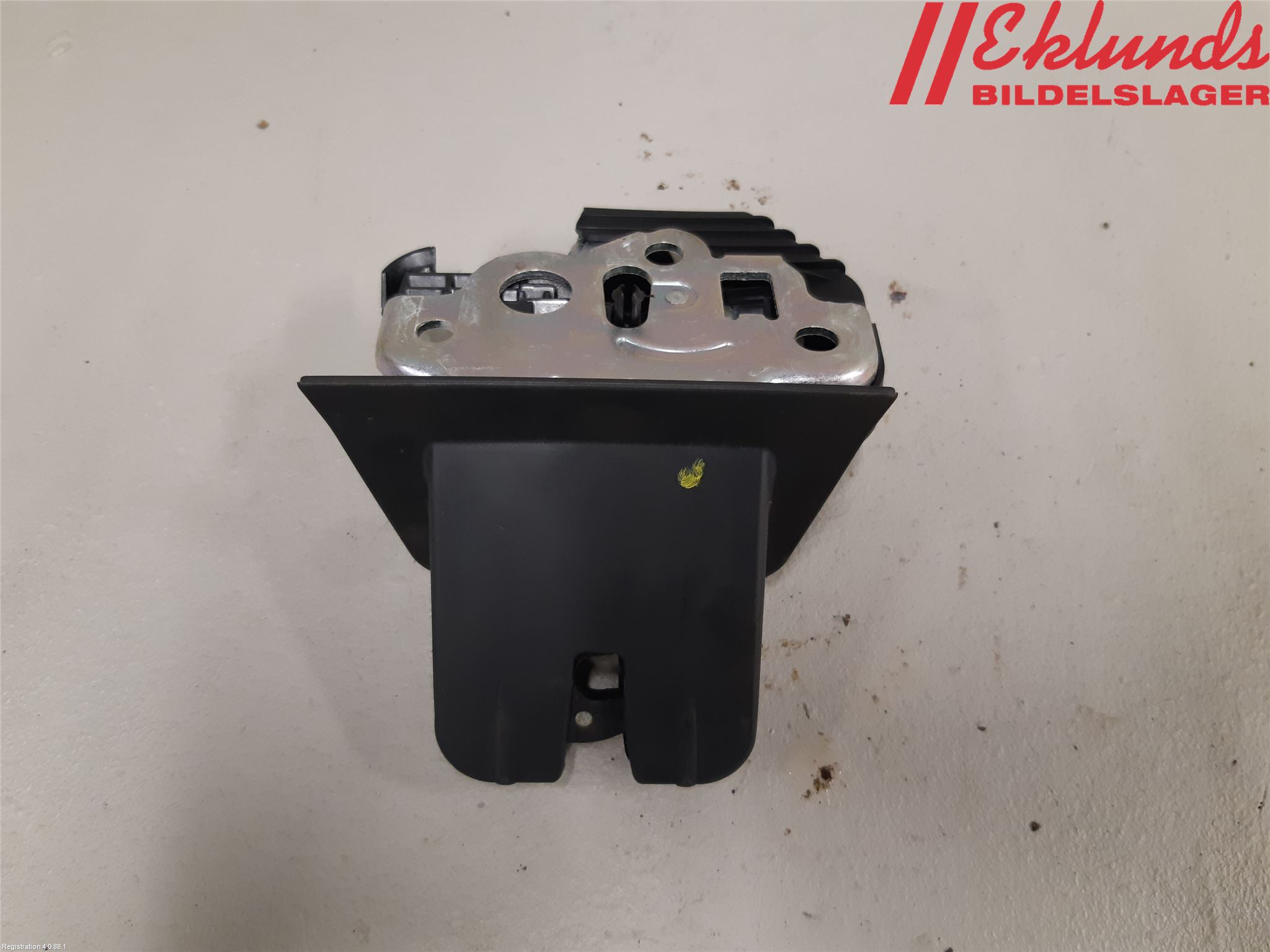 Audi A4 12-15 Låskista Baklucka