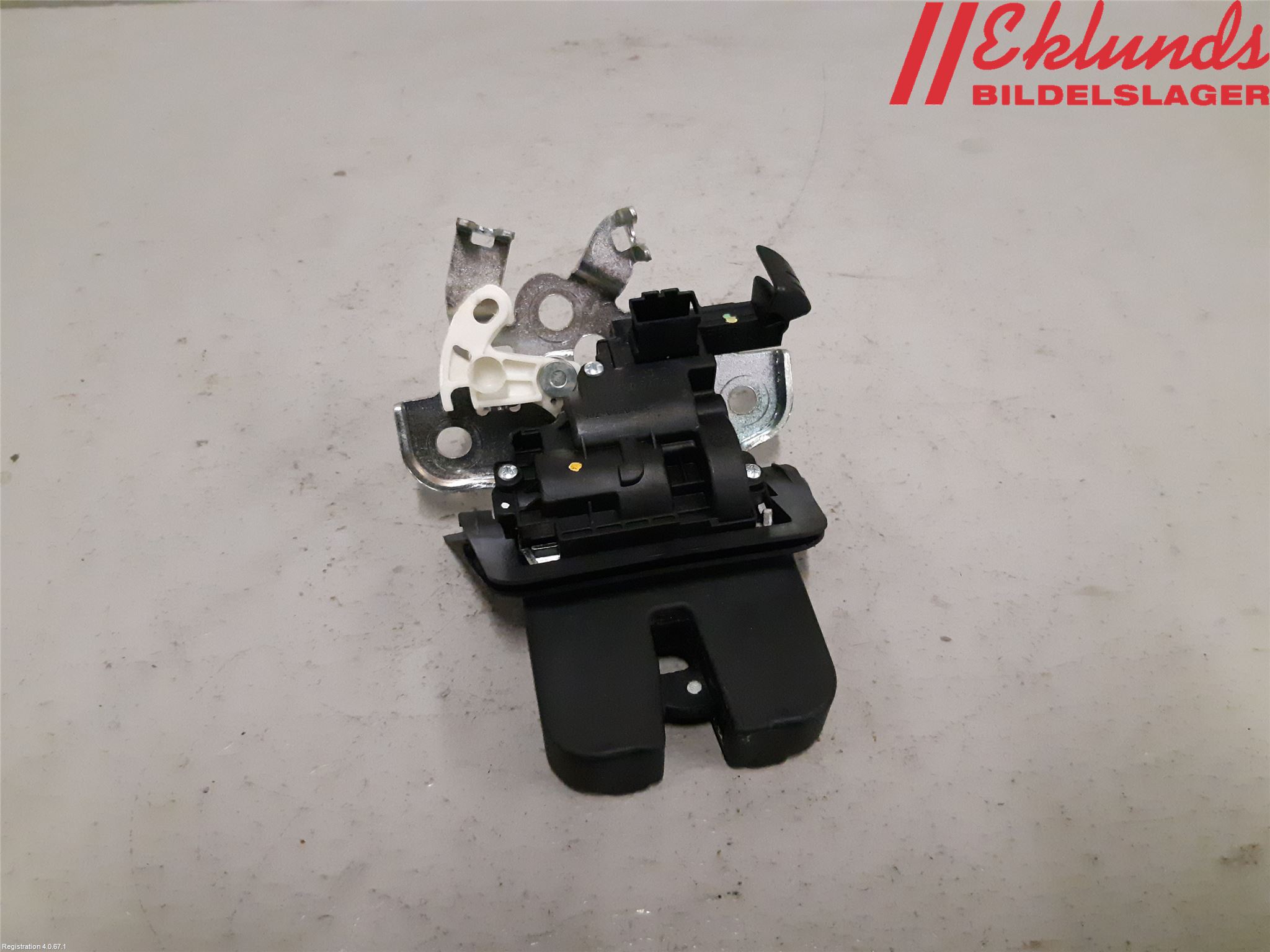 Audi Q5 09-16 Låskista Baklucka