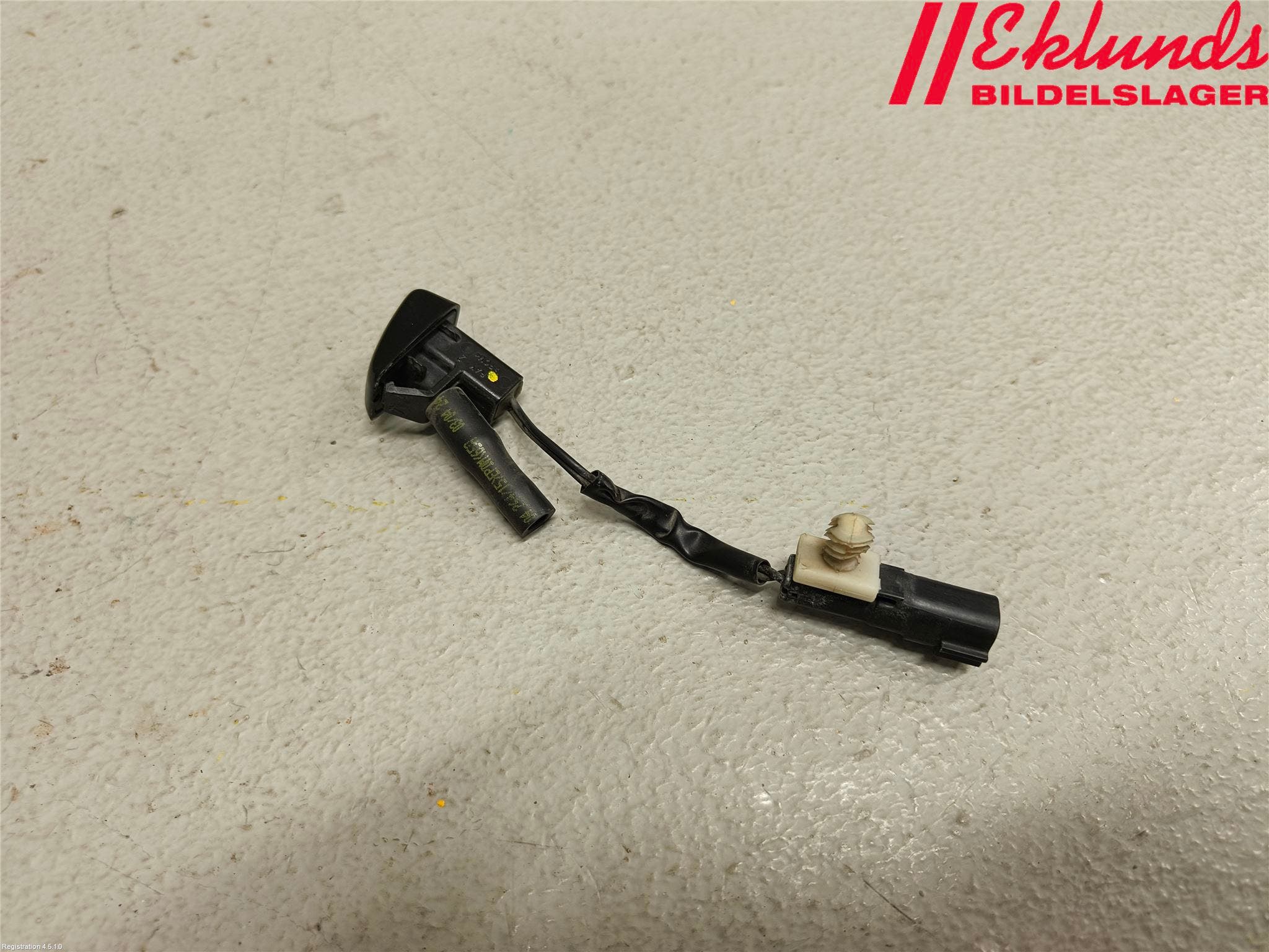 Volvo V70 14-16 Spolarmunstycke Rutor