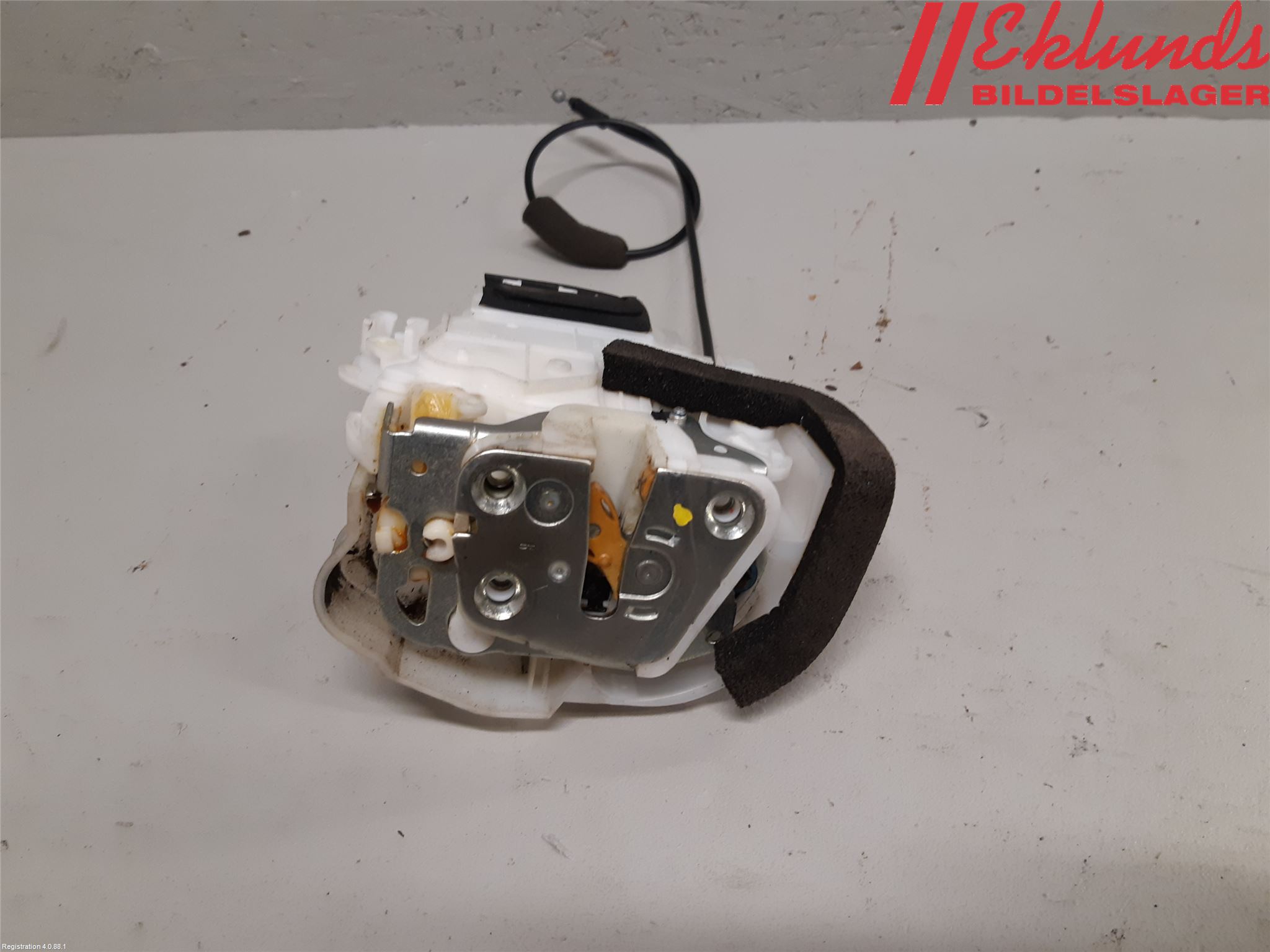 Subaru OUTBACK 10-15 Låskista-Dörrlås