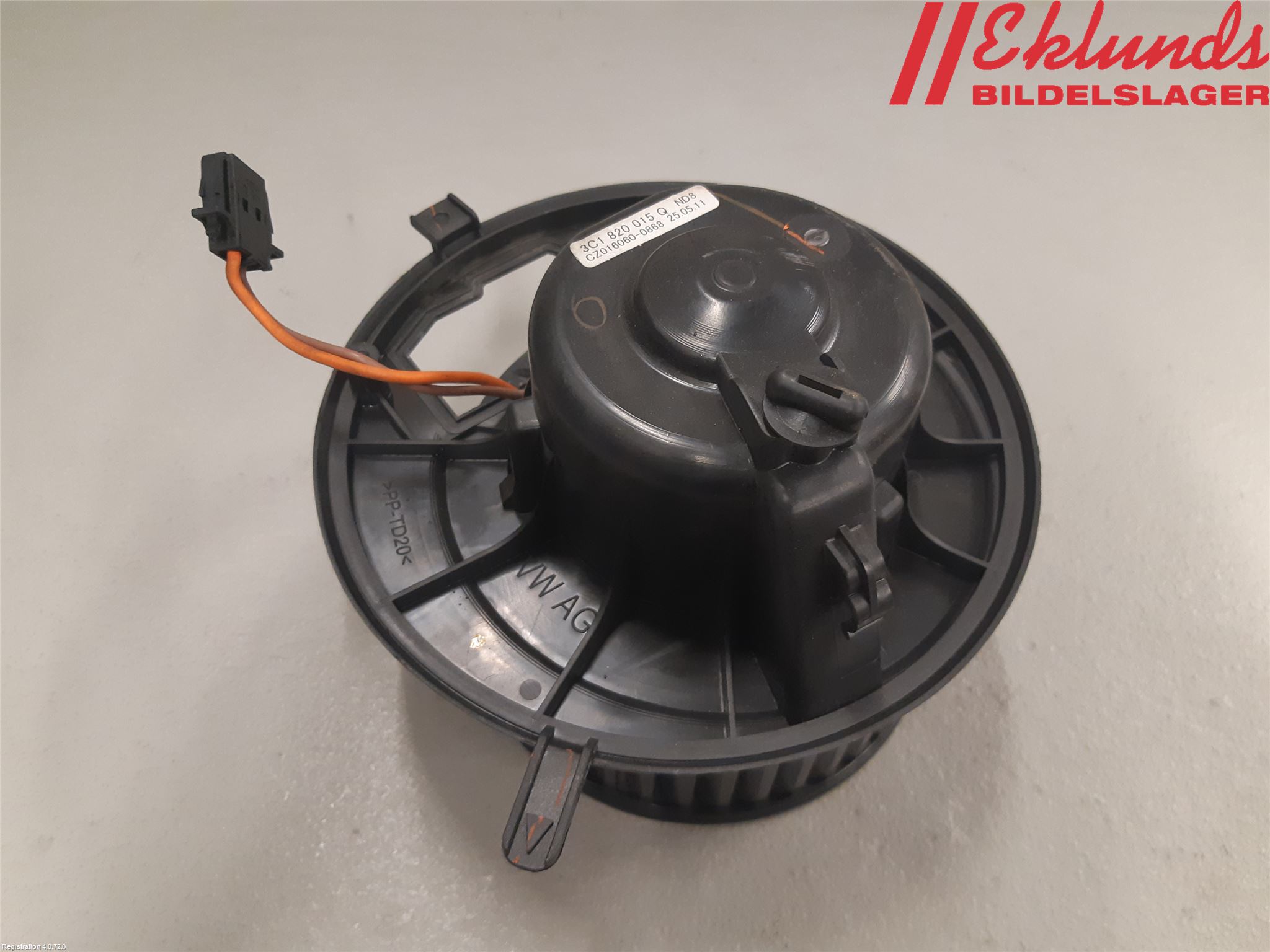 Volkswagen VW PASSAT 11-14 Värmefläkt