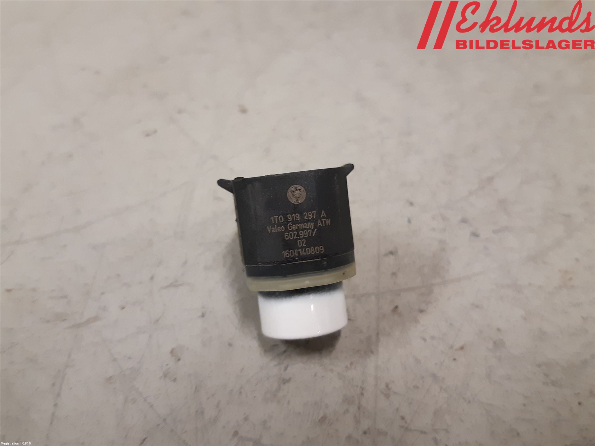 Volkswagen VW PASSAT 11-14 Parkeringshjälp Frontsensor
