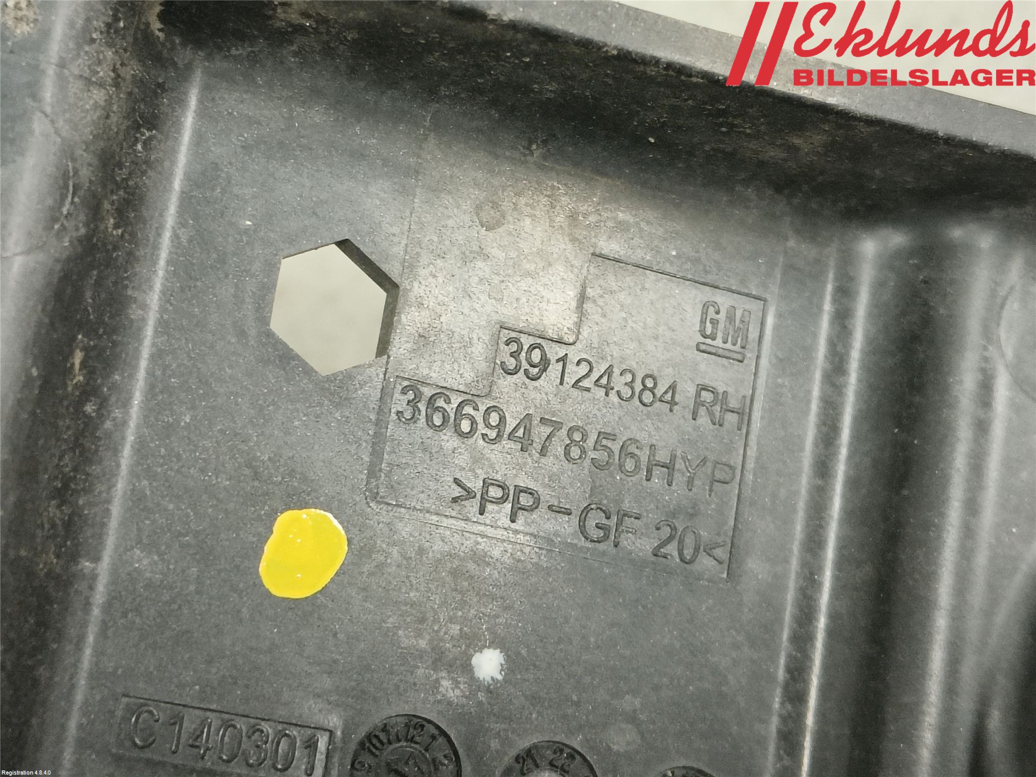 Opel INSIGNIA 17- Stötfångarfäste Bak Hö