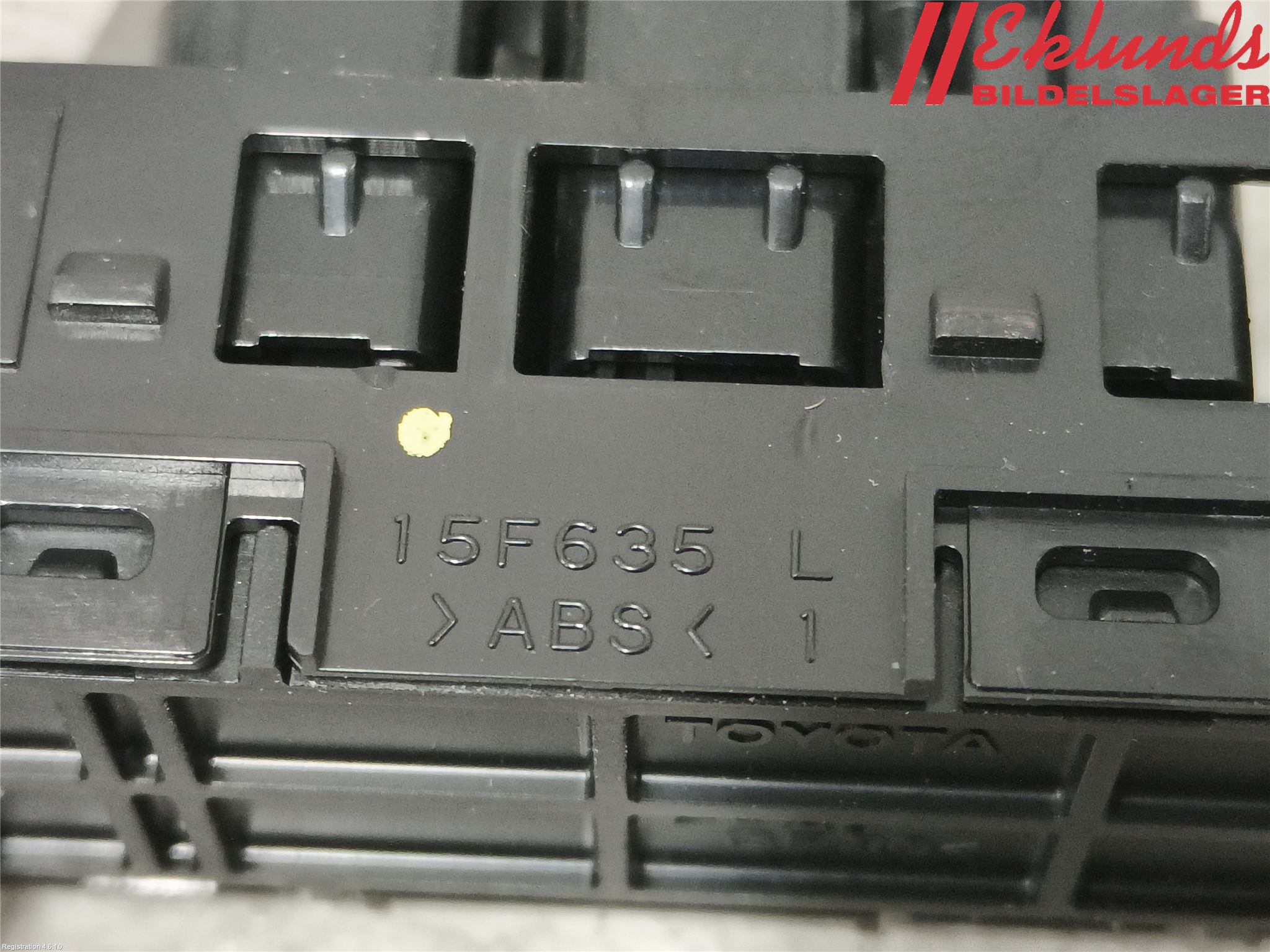 Toyota RAV4 19- Strömställare Stolminne