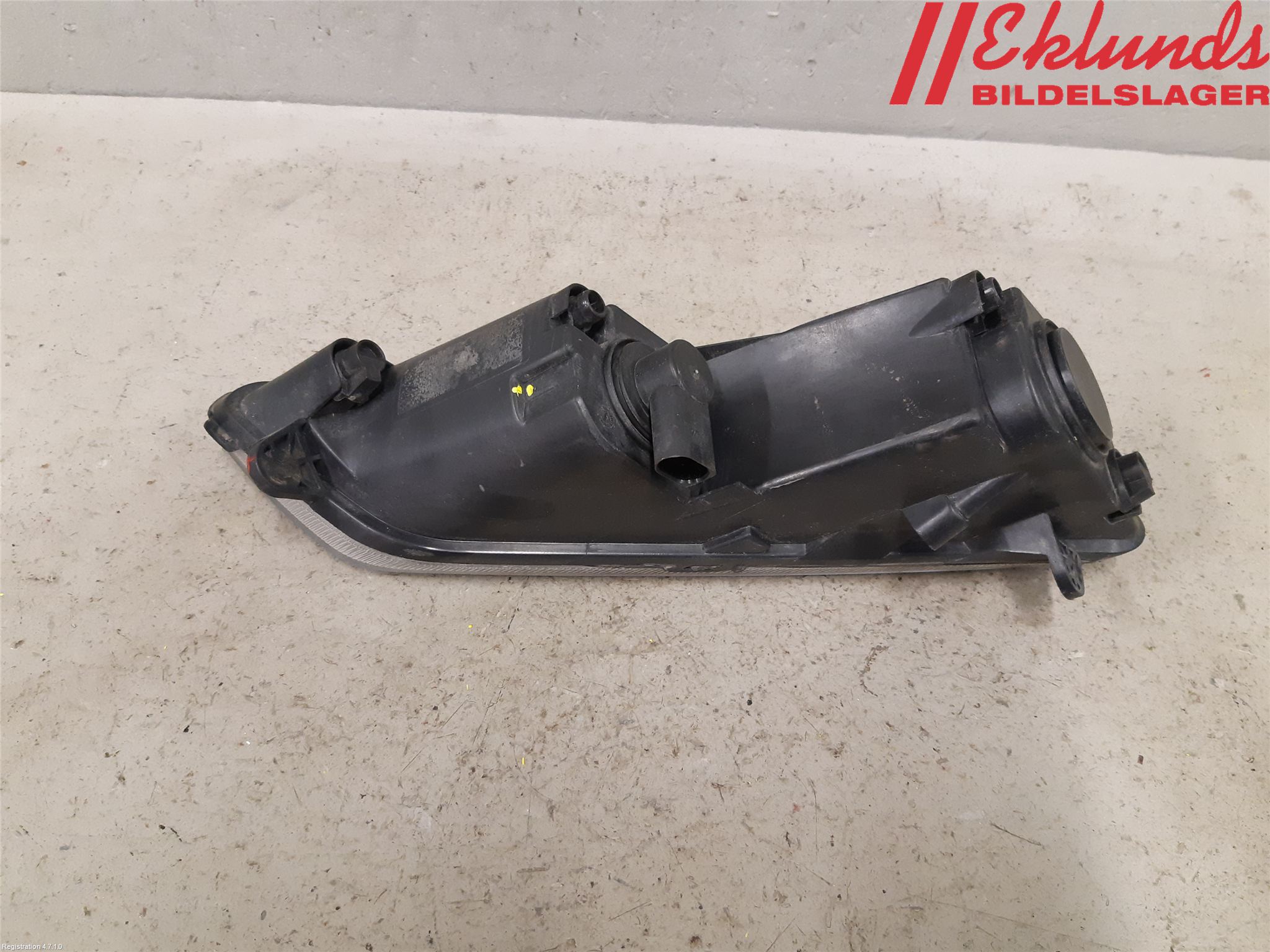 Volkswagen VW PASSAT 11-14 Dimljus-Varselljus Fram