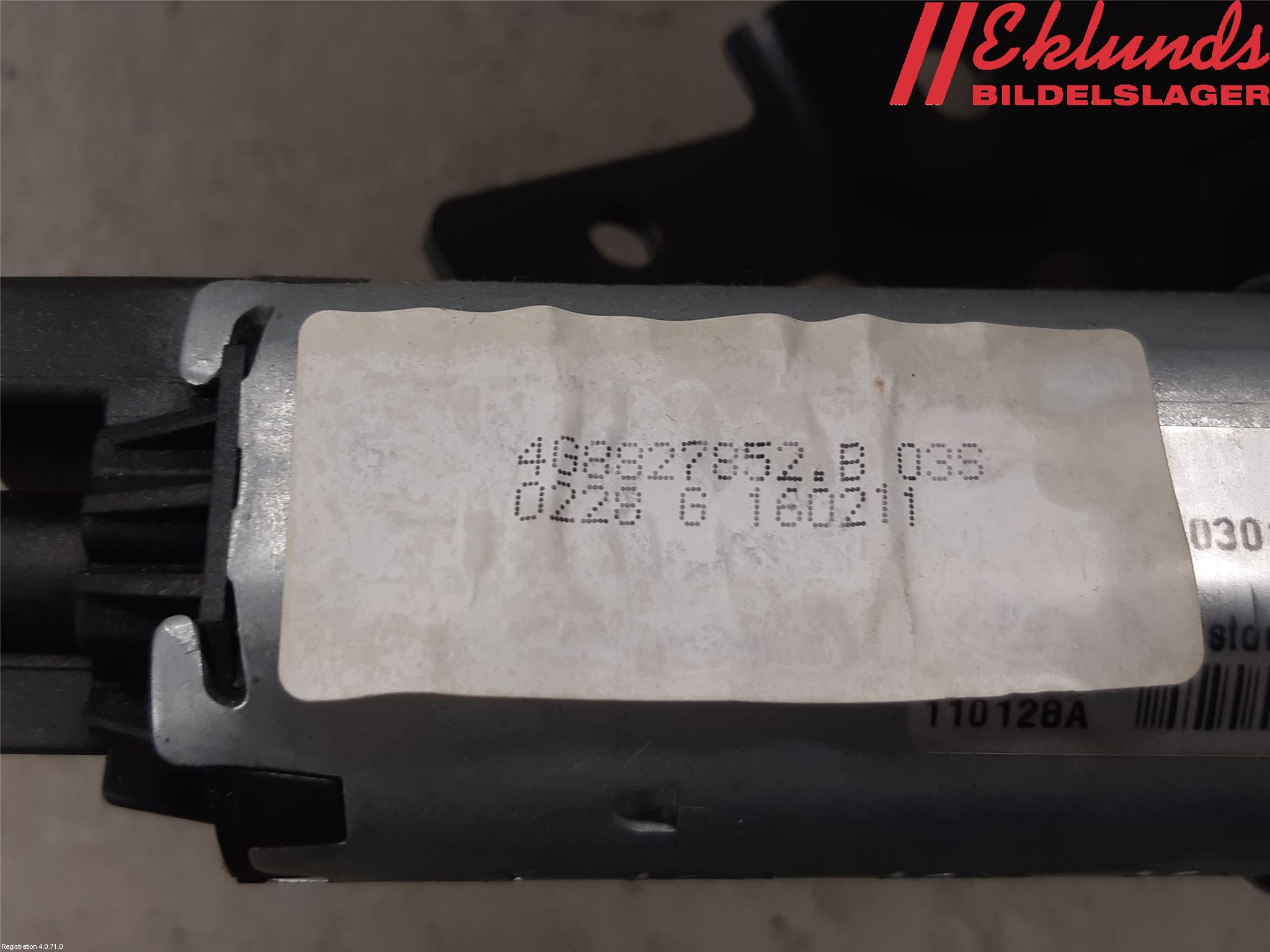 Audi A7/S7 4G 11-17 Bakluckeöppnare Automatisk