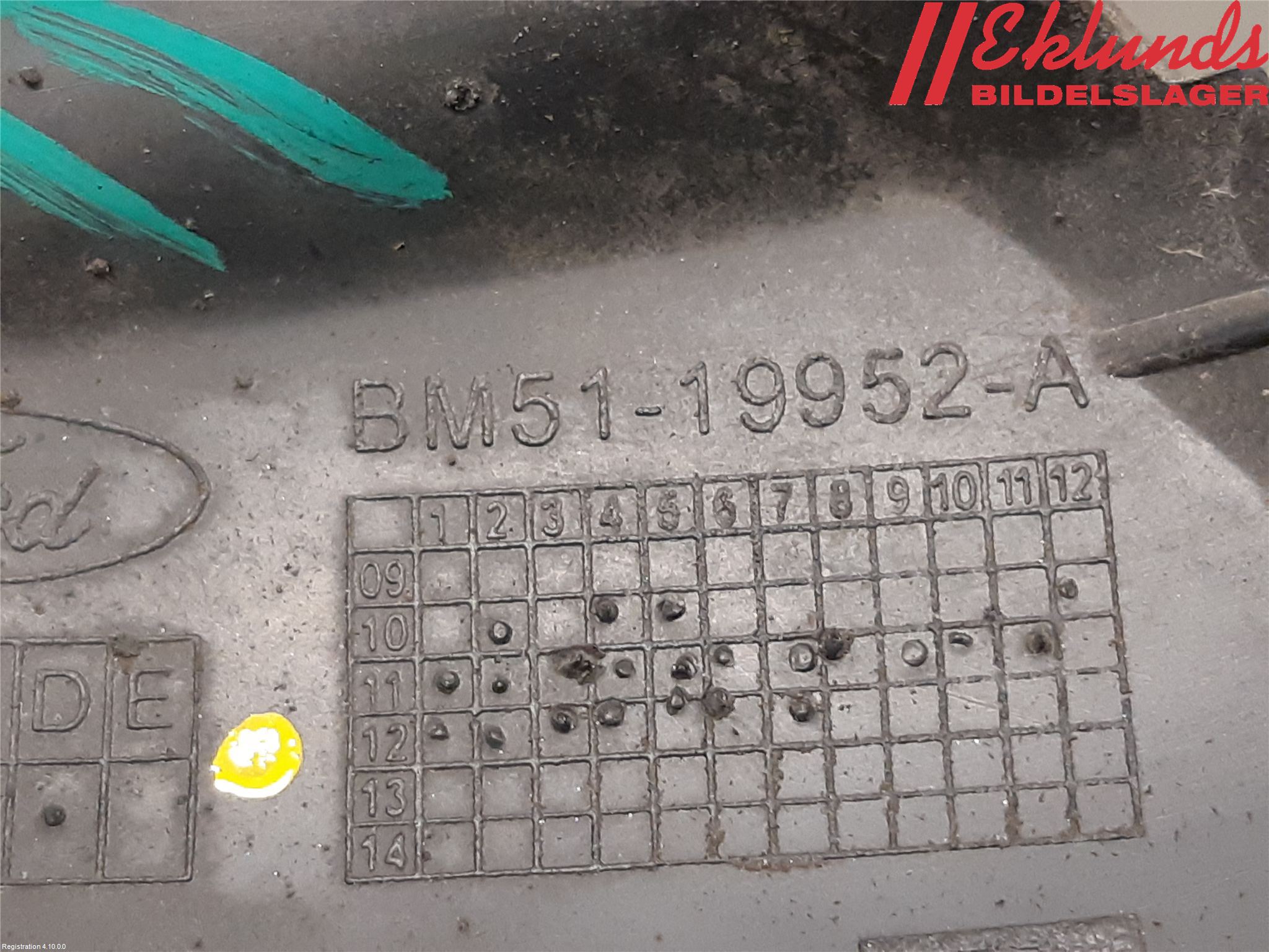 Ford FIESTA 09-12 Dimljussarg Fram