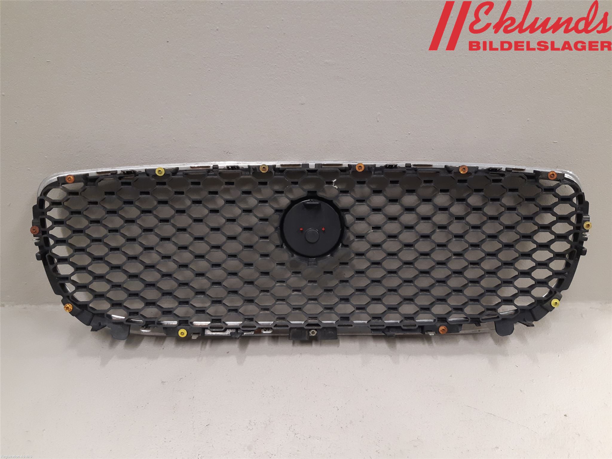 Jaguar XE (X760) 15-24 Grill Komp