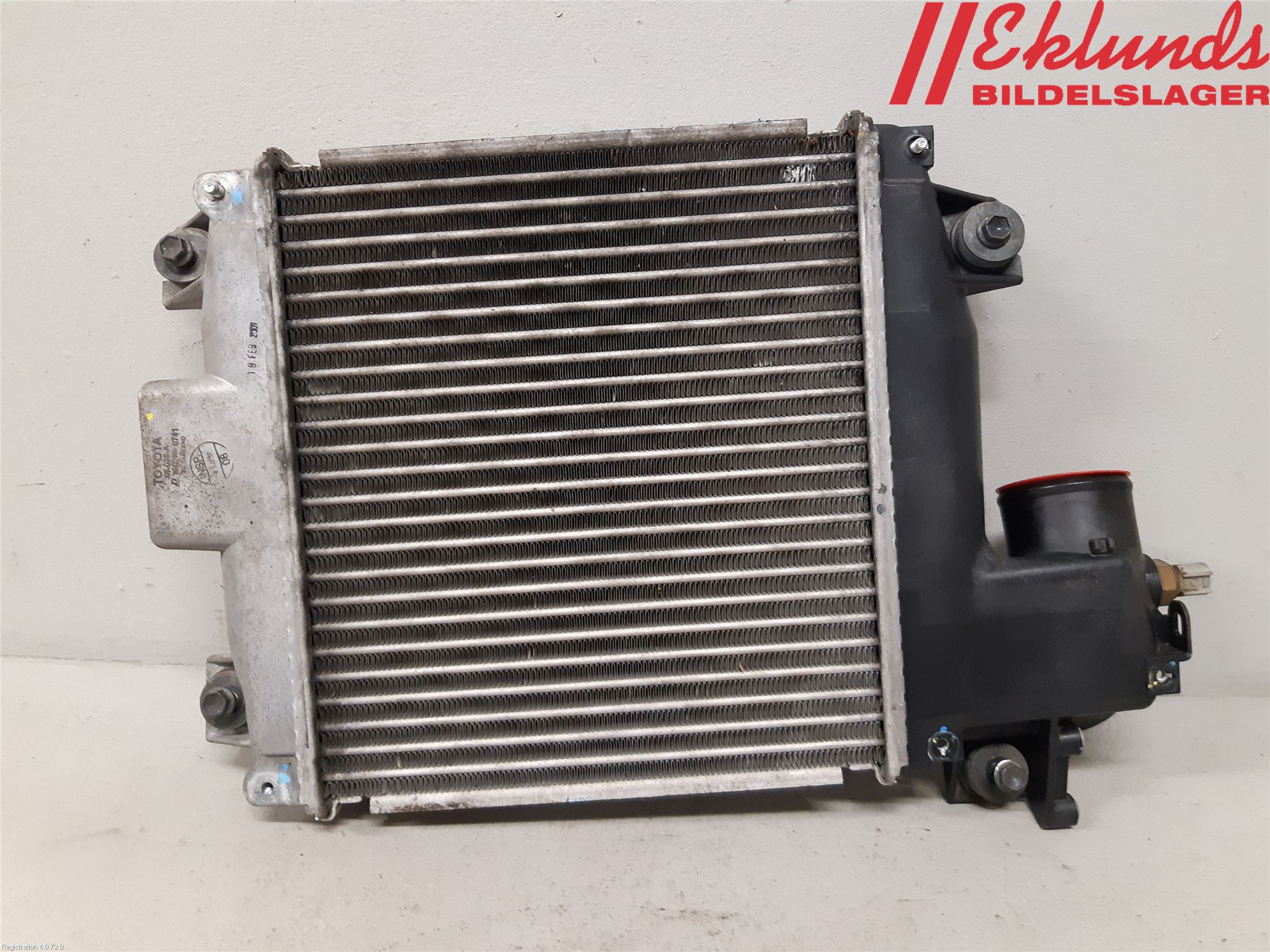 Toyota HILUX 05-16 Laddluft-Intercooler Kyl