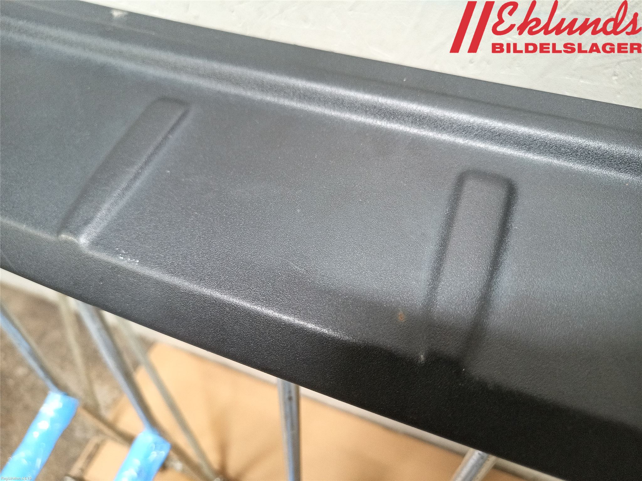 Volvo XC60 09-13 Stötfångarlist Bak