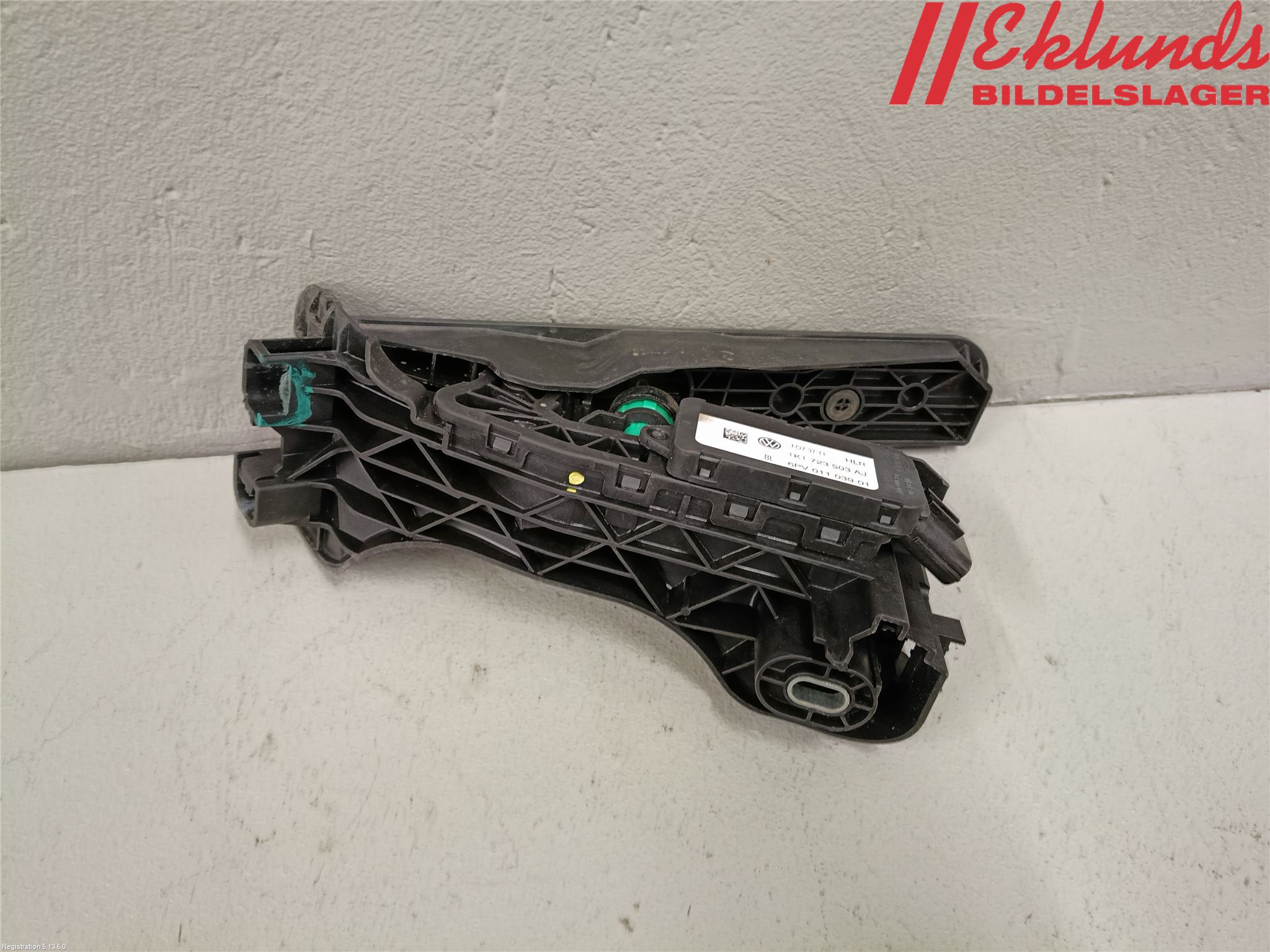Volkswagen VW PASSAT 11-14 Gaspedal