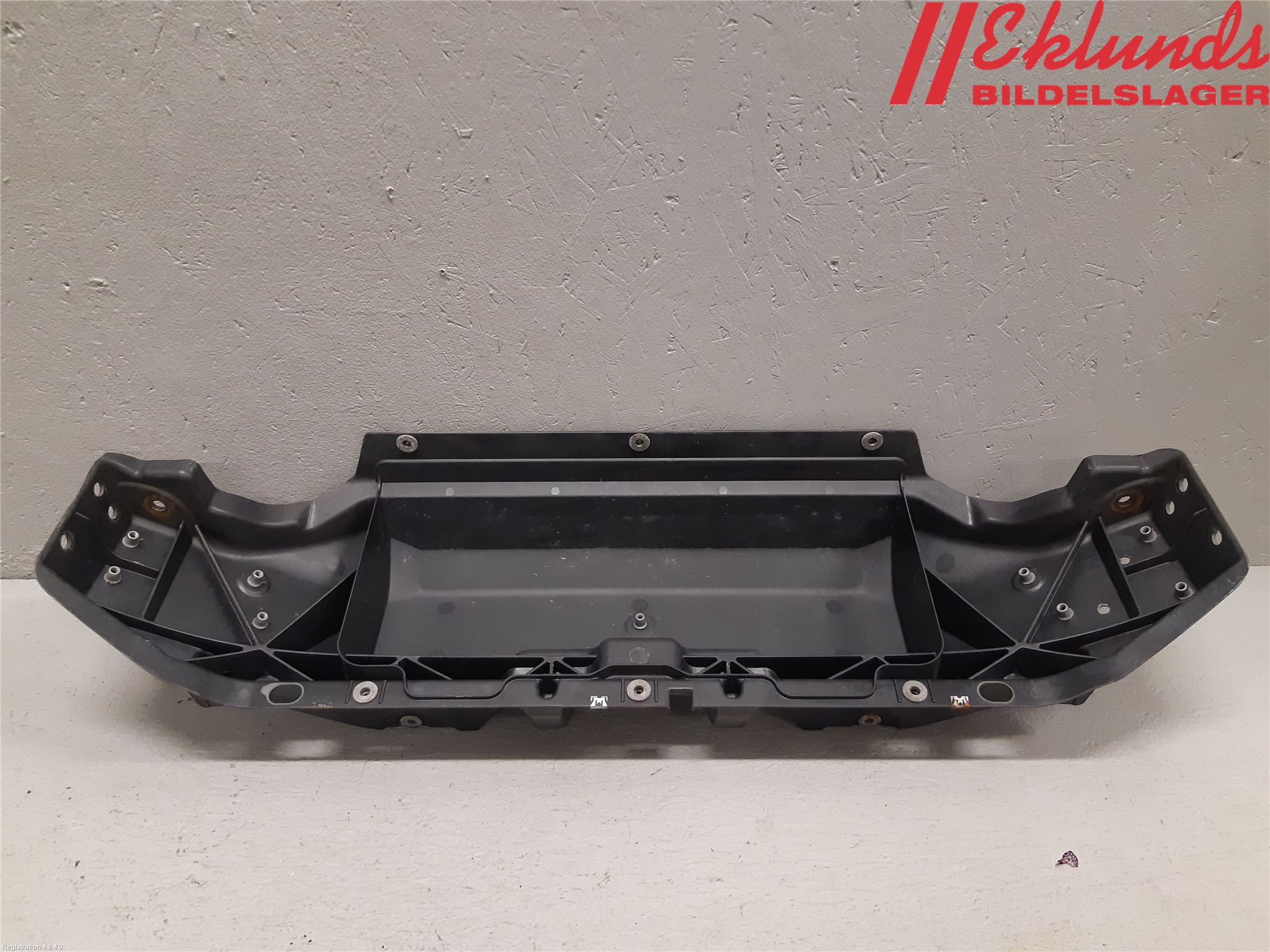 Tesla MODEL X 16- Frontplåt