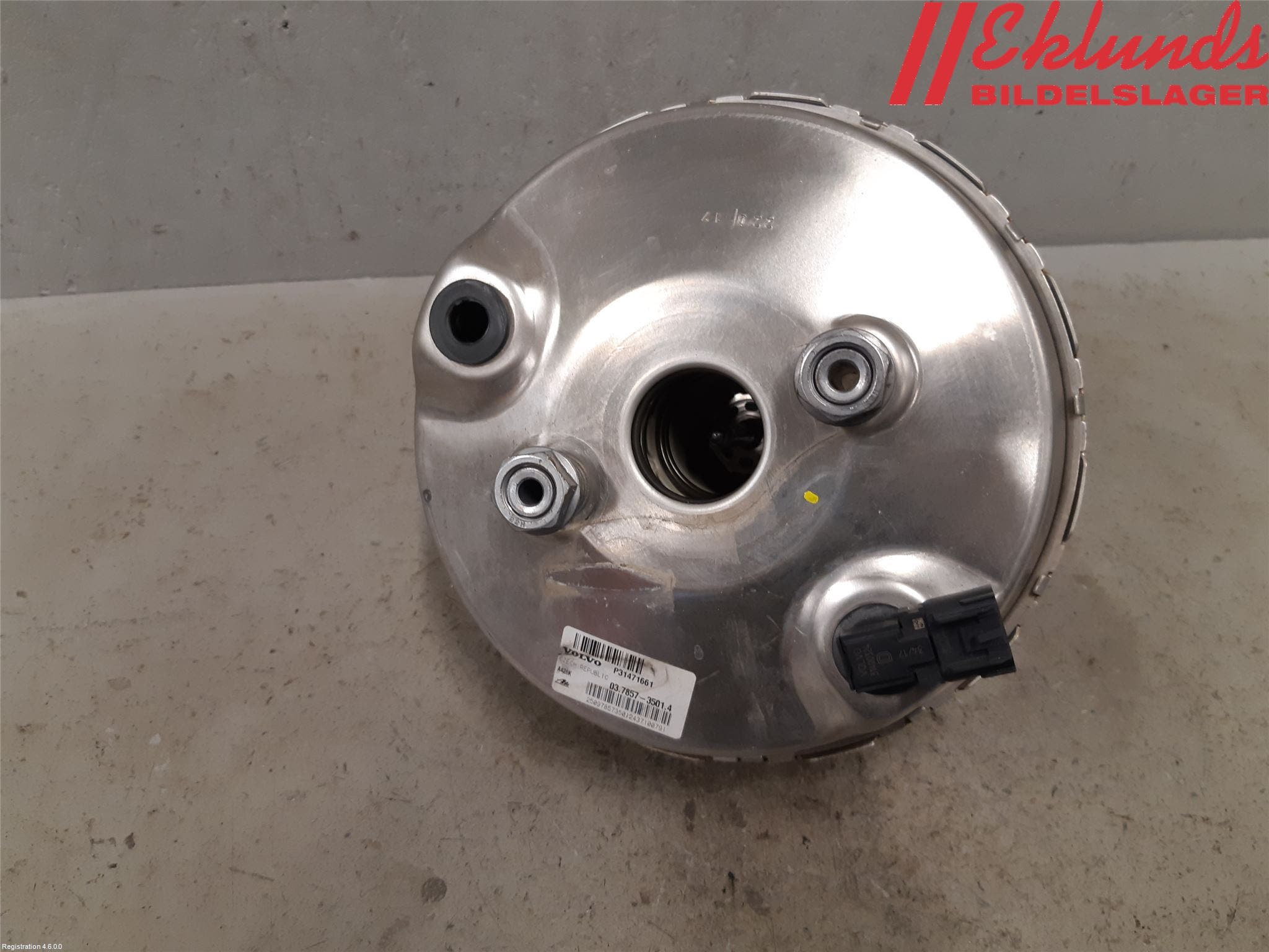 Volvo V90 CROSS COUNTRY 17->> Bromsservo