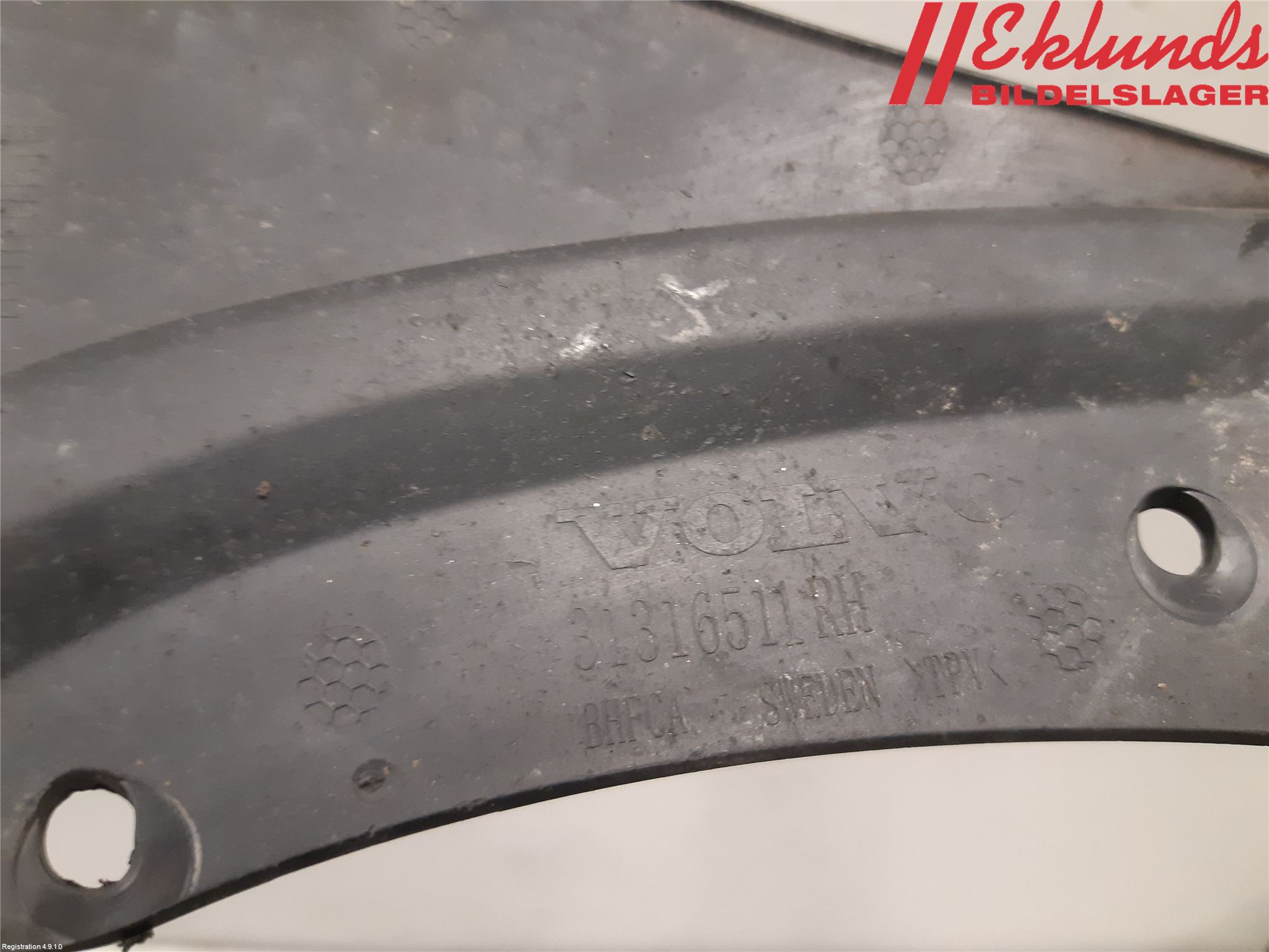 Volvo V40 12-19 Stänkskydd