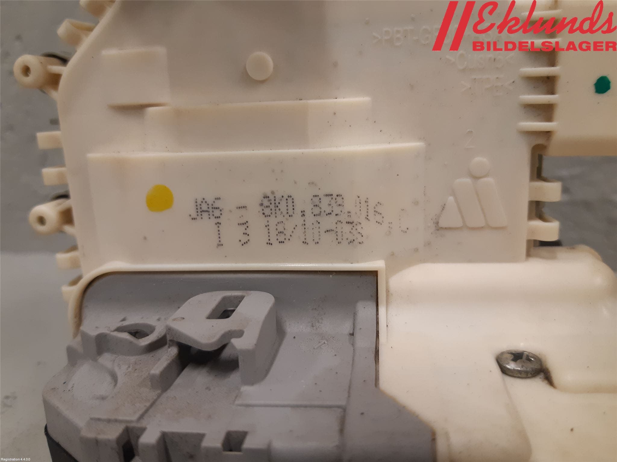 Audi Q5 09-16 Låskista-Dörrlås