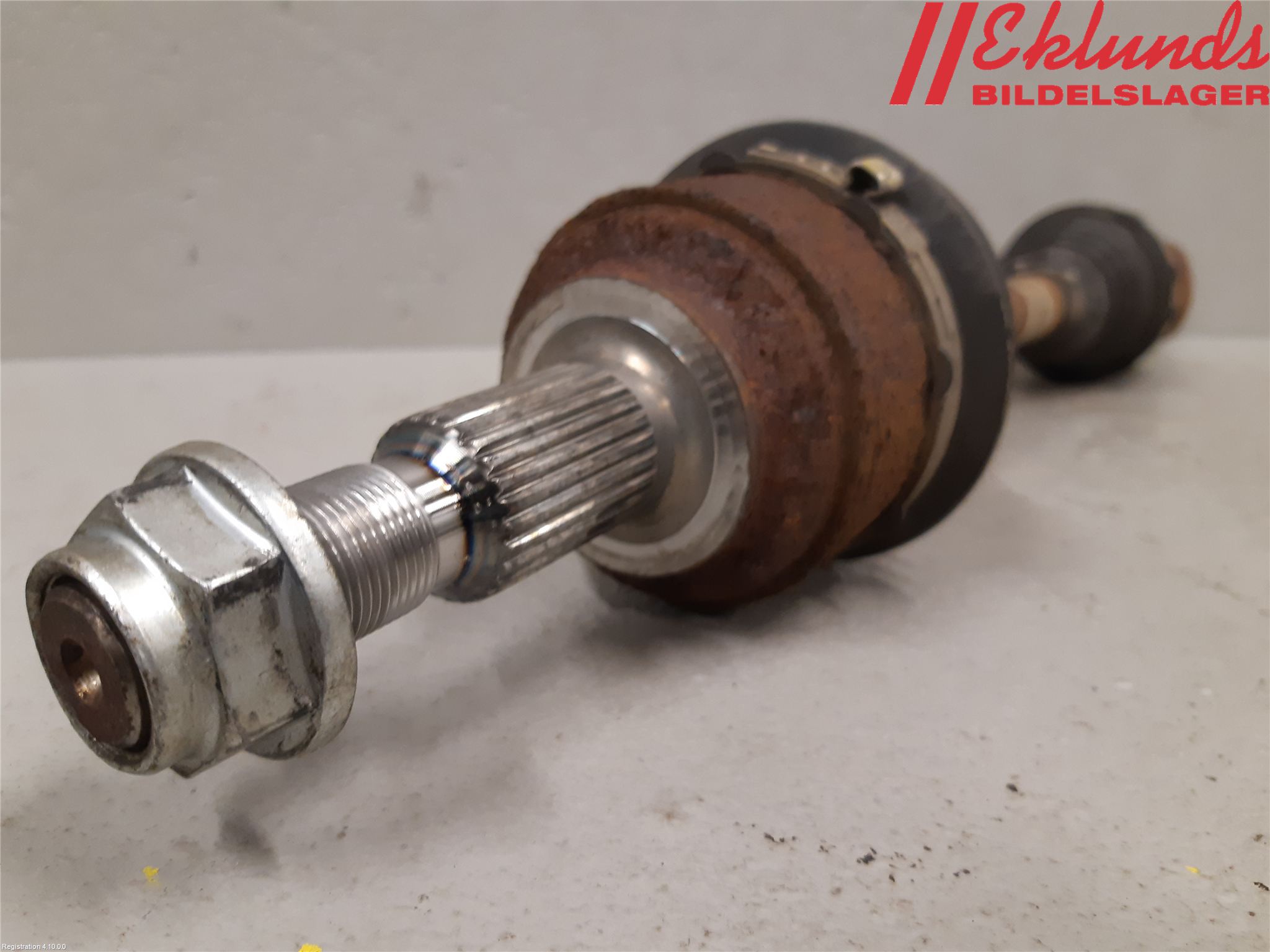 Ford FOCUS 19- Drivaxel Fram Vänster