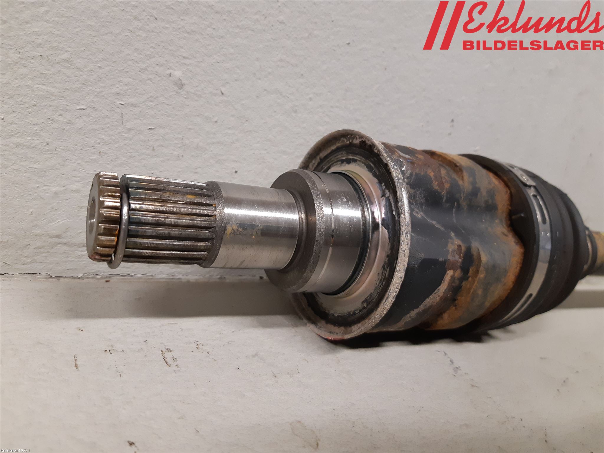 Toyota RAV4 19- Drivaxel Bak Vänster