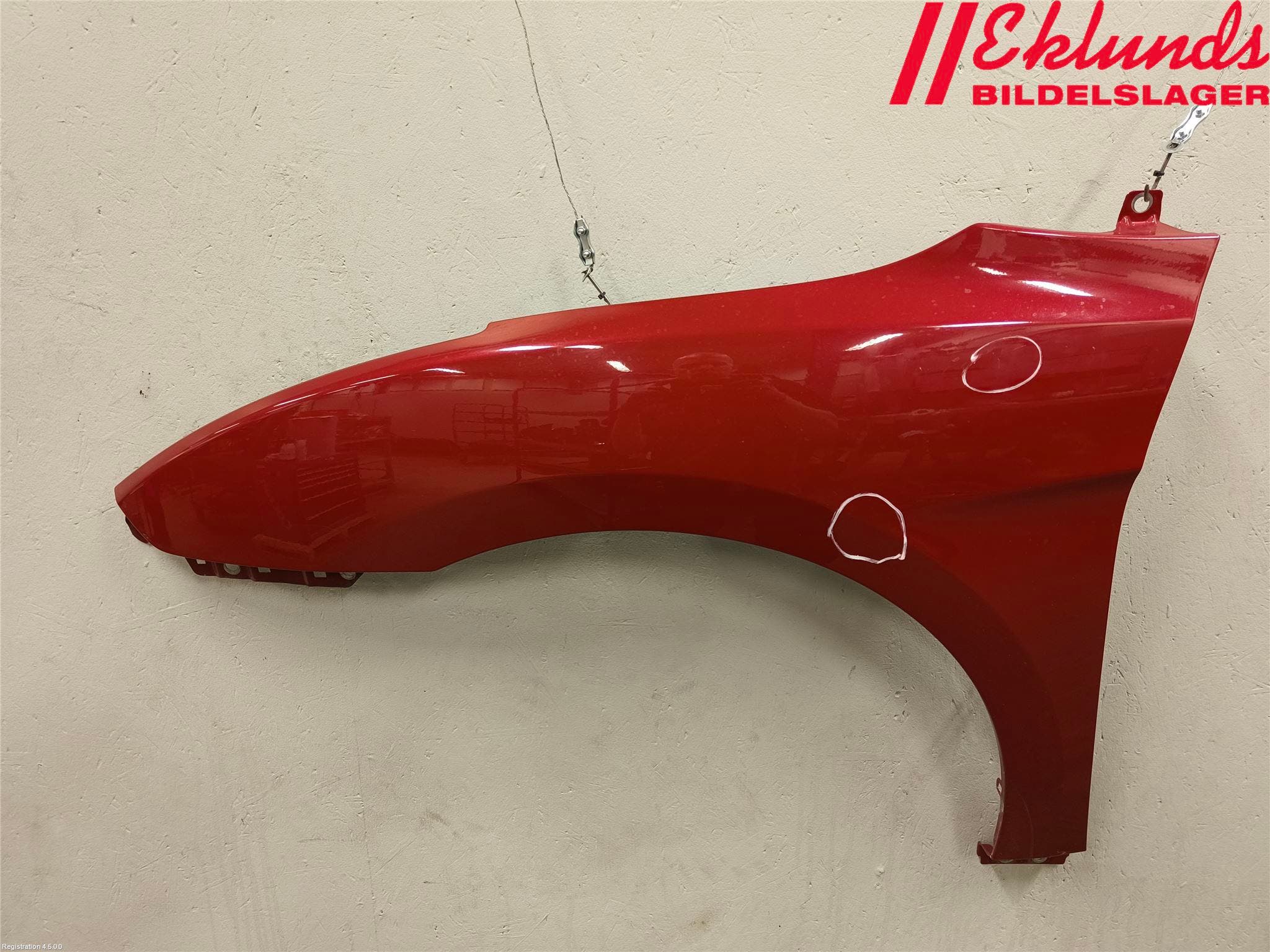 Hyundai i40 08-15 Skärm Fram Vänster