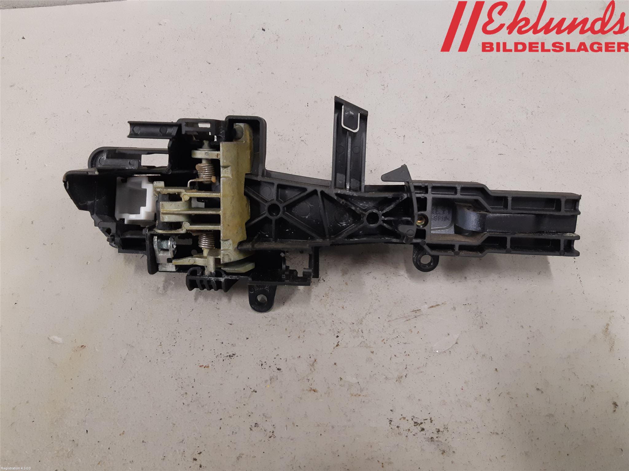 BMW 1 E87/81 5D/3D 03-11 Dörrhandtag Yttre Vä