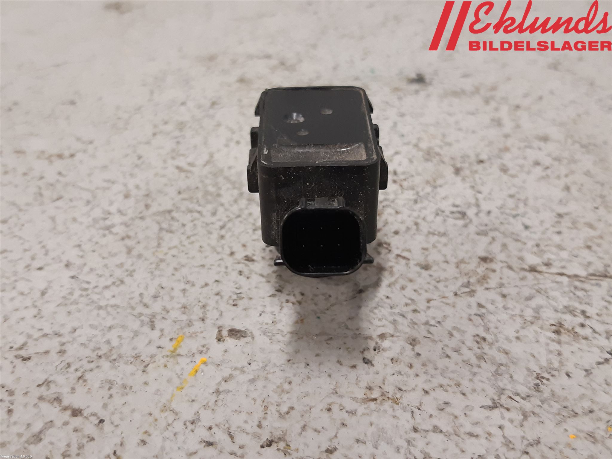 Toyota PRIUS (ZVW50) 16-21 Parkeringshjälp Frontsensor