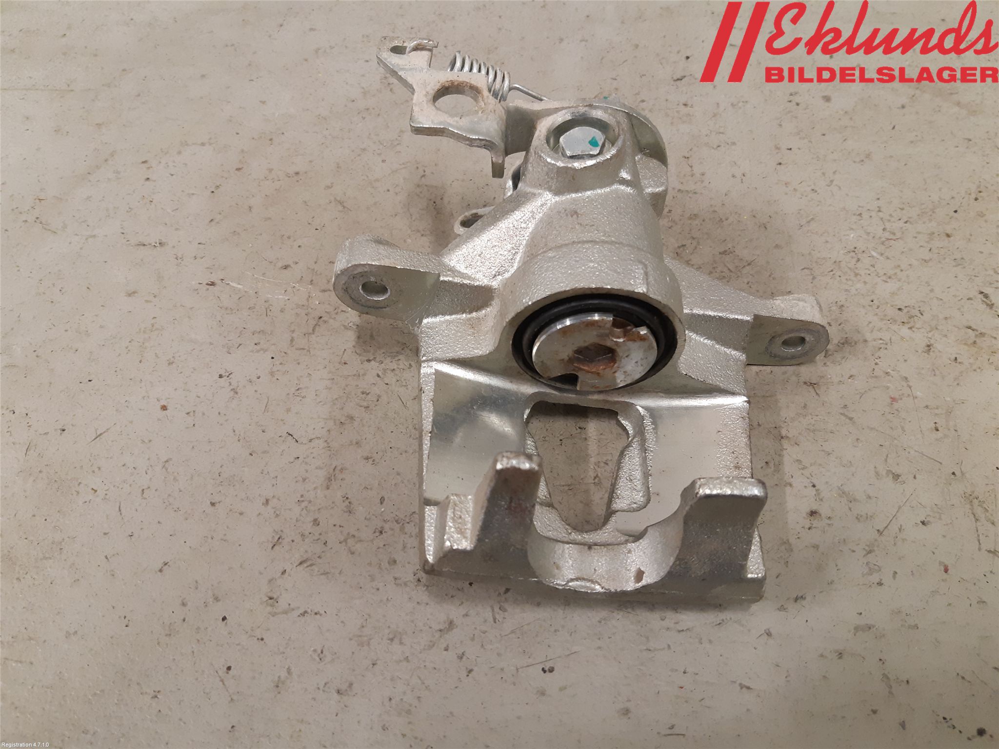 Ford MONDEO     01-06 Bromsok Bak Höger