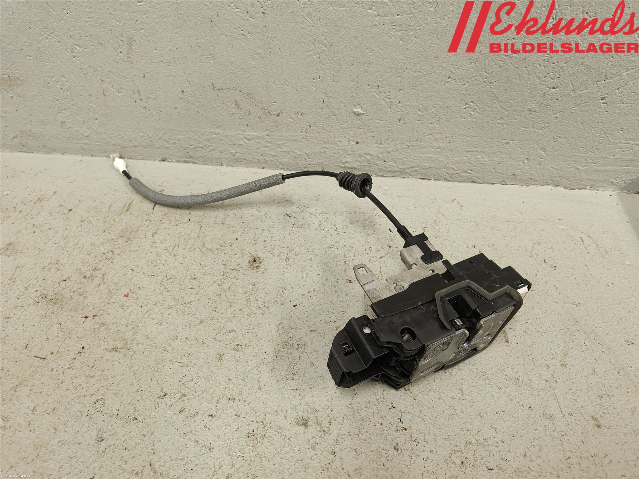 Volvo XC60 18- Låskista-Dörrlås