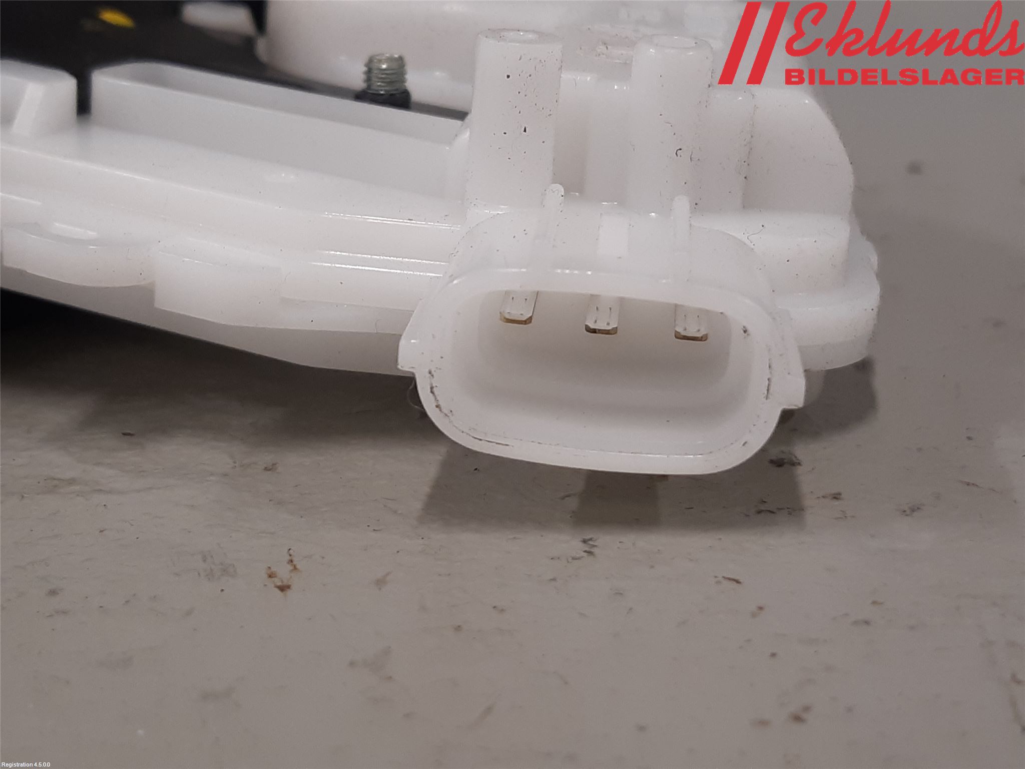 Toyota AURIS 13-19 Låskista Baklucka