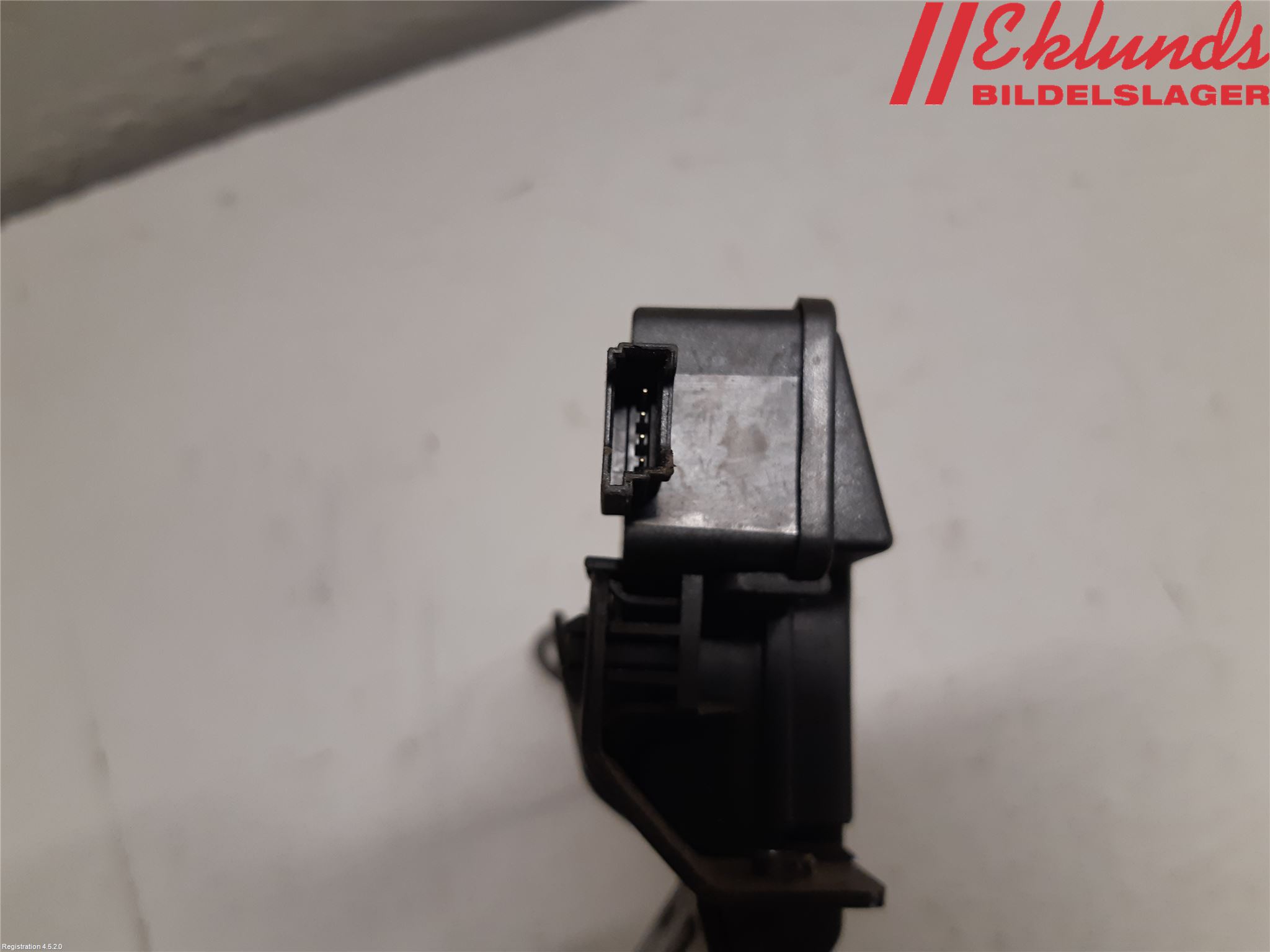 BMW 3 E92/93 Coupé/Cab 05-14 Låskista Baklucka