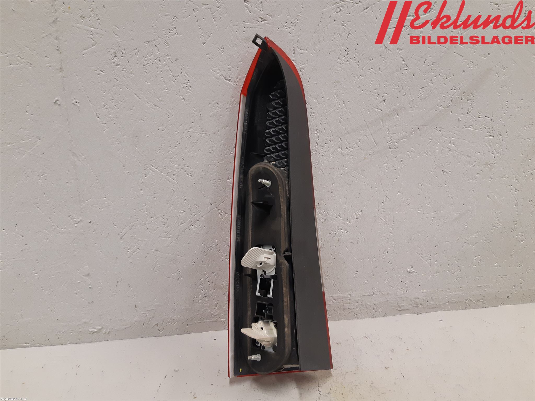 Volvo V70 05-08 Bakljus Lucka Hö