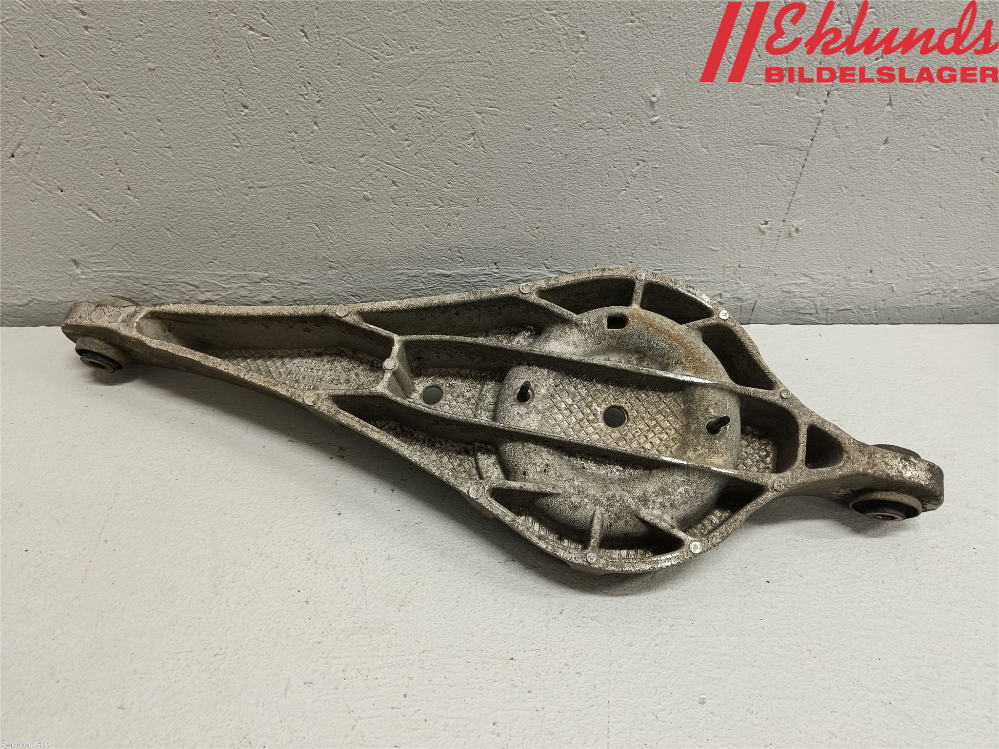 Volvo V70 08-13 Bärarm Bak Höger