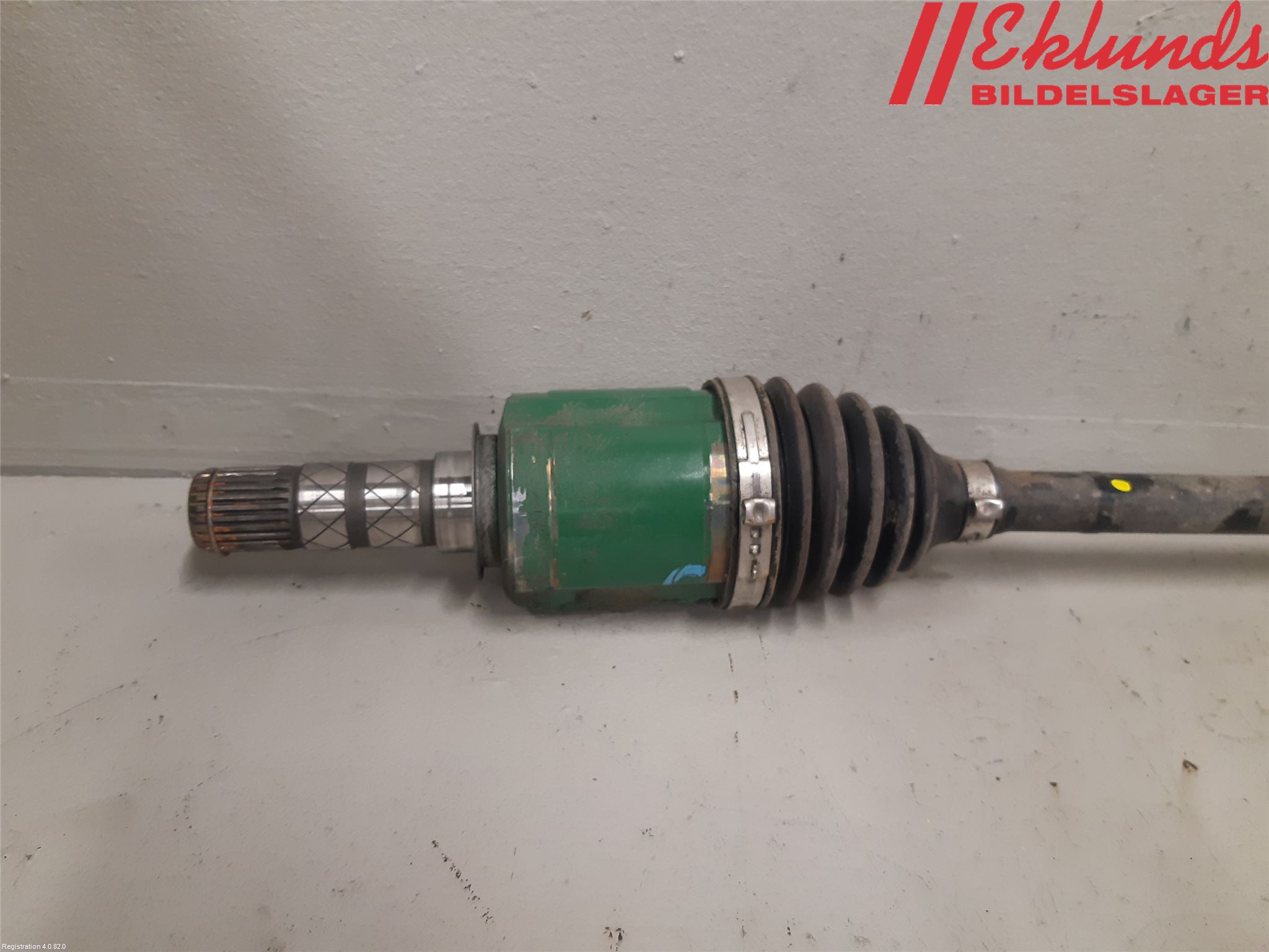 Subaru FORESTER SH  08-13 Drivaxel Fram Höger