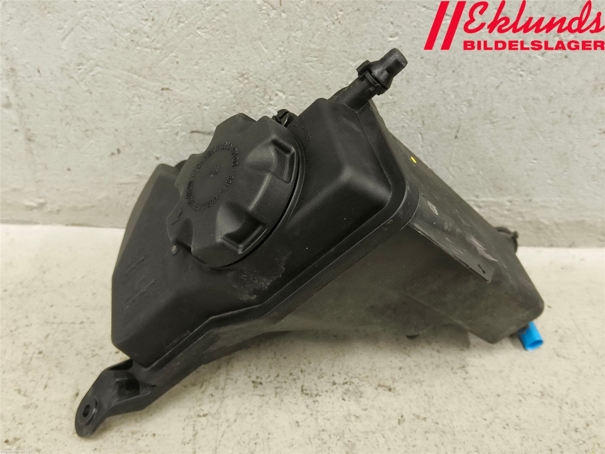 BMW 1 E87/81 5D/3D 03-11 Expansionstank