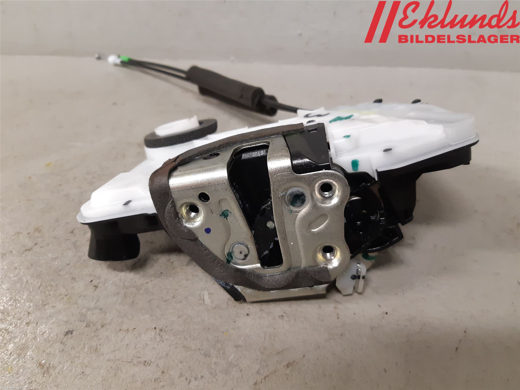 Toyota COROLLA 19- Låskista-Dörrlås