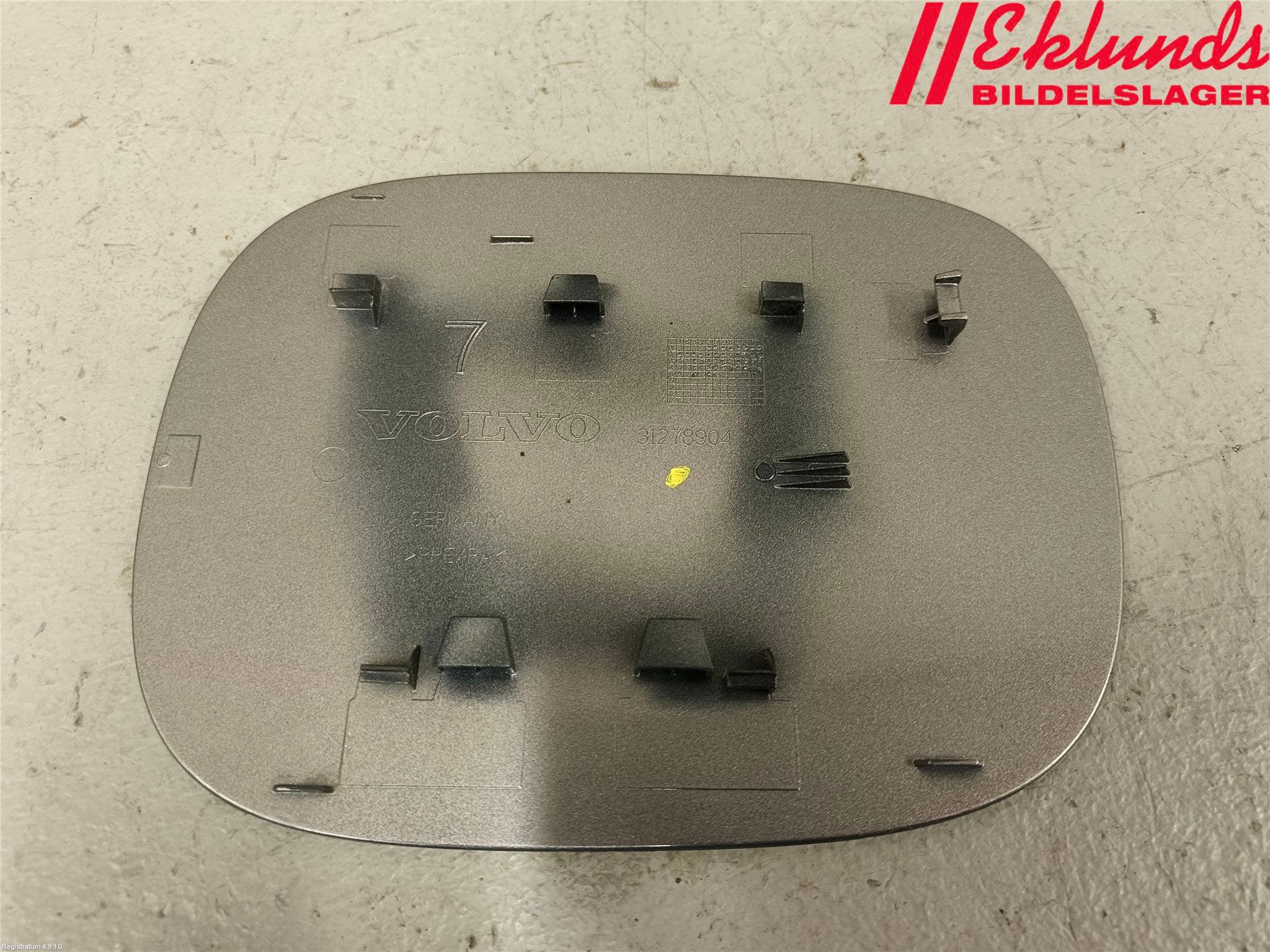 Volvo V70 08-13 Tanklucka