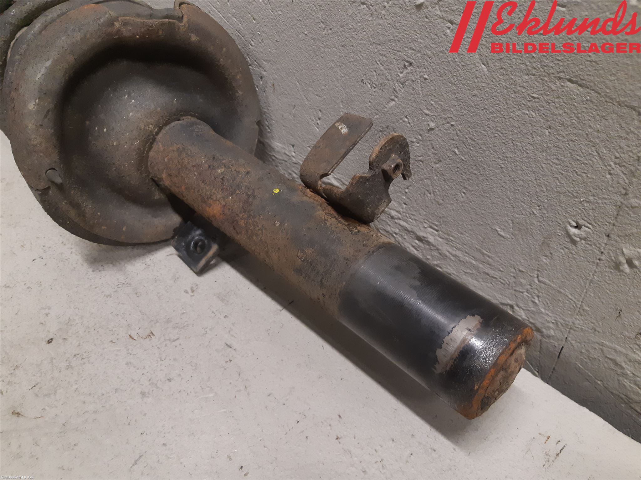 Ford FOCUS 11-14 Fjäderben Fram Höger