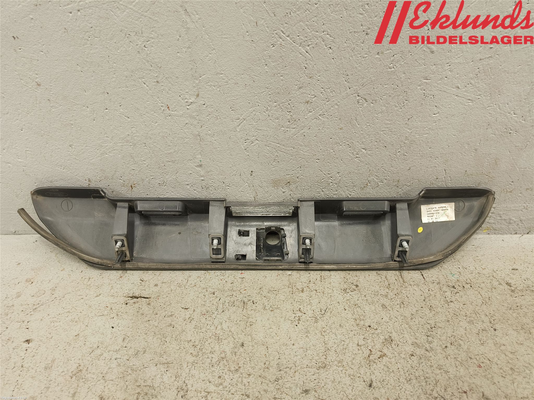 Ford TRANSIT SKÅP/BUSS 14-22 Skylt Belysning Fäste