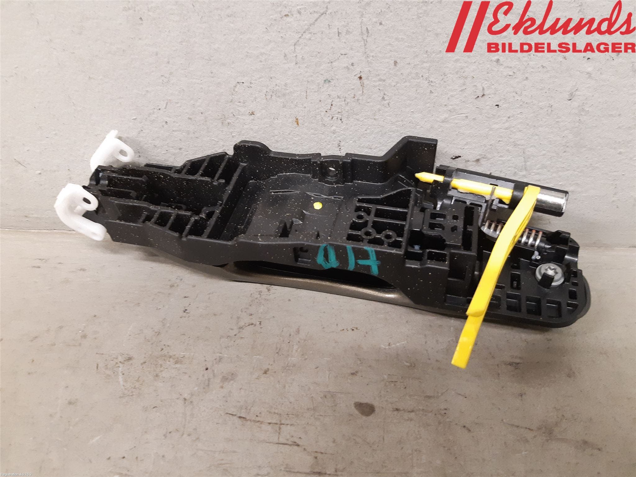 Toyota YARIS XP21 20- Dörrhandtag Yttre Hö