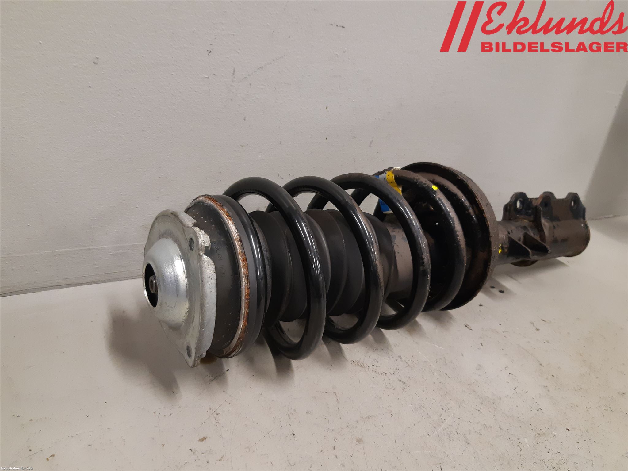 Saab 9-5     06-10 Fjäderben Fram Höger