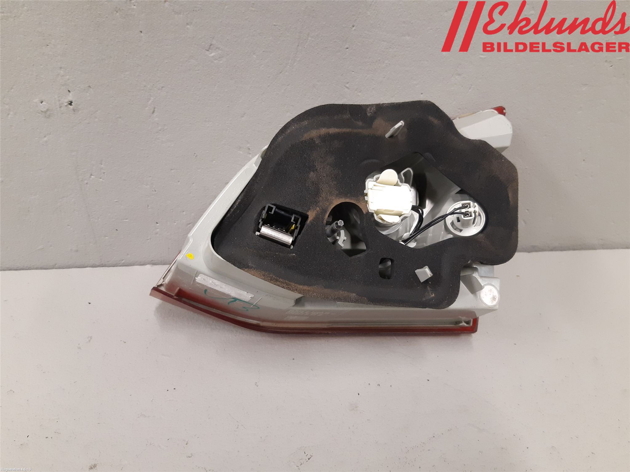 Peugeot 308 14-21 Bakljus Lucka Vä