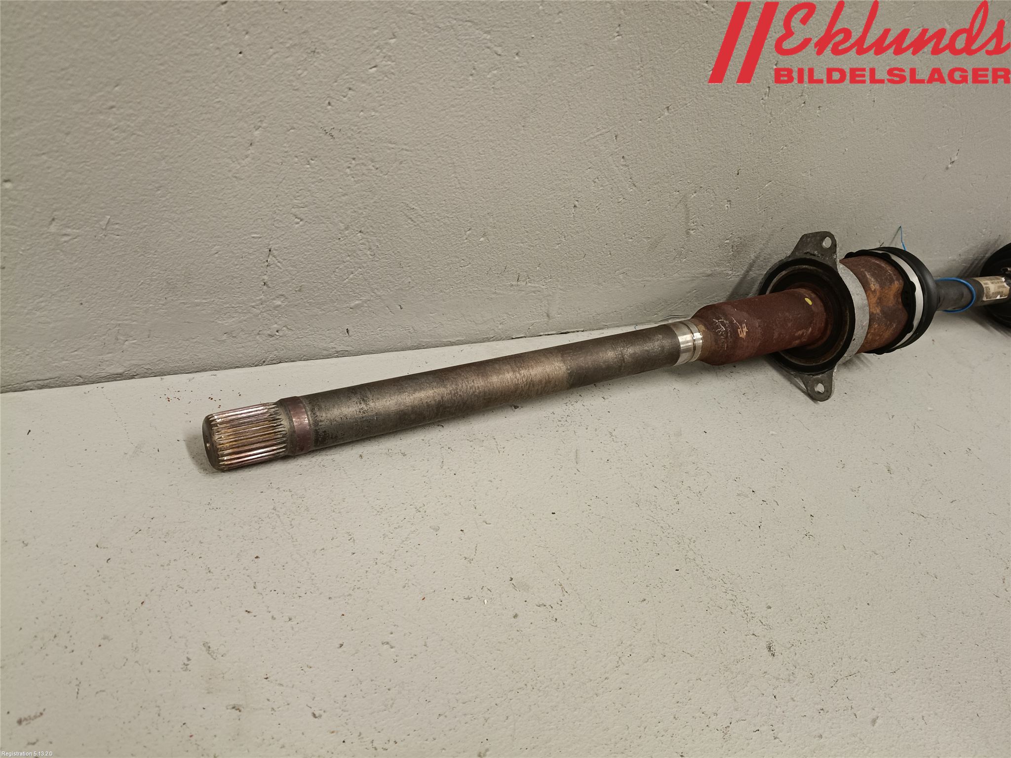Volvo V90 17->> Drivaxel Fram Höger