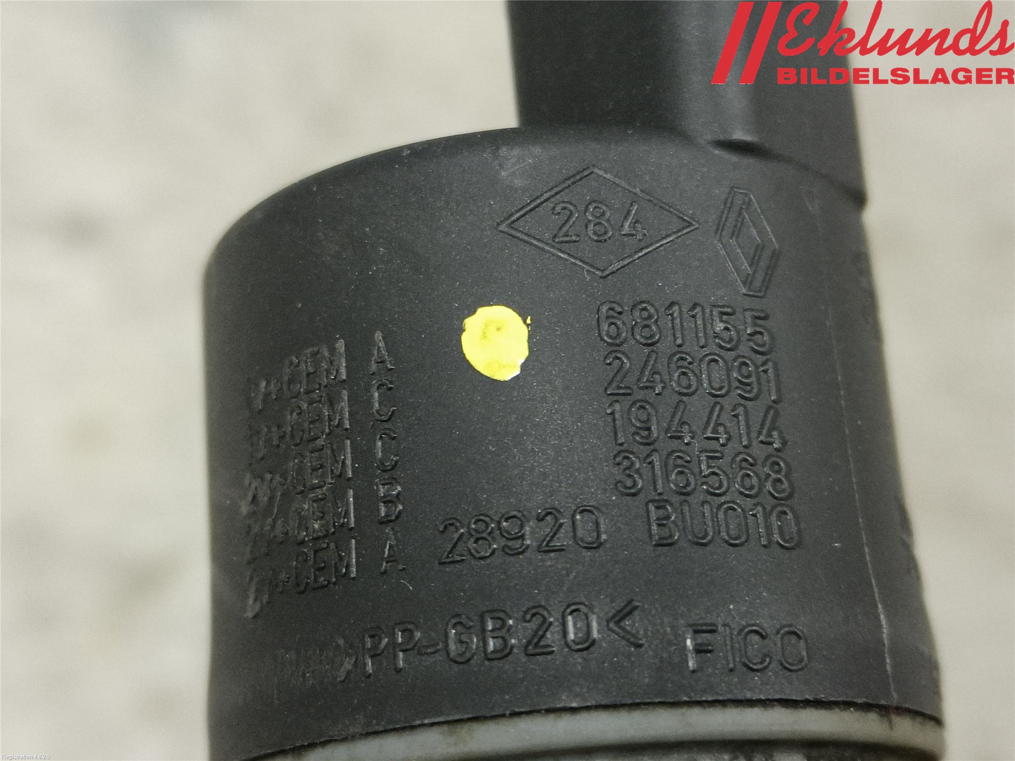 Nissan NAVARA 05-16 Spolarpump Vindruta