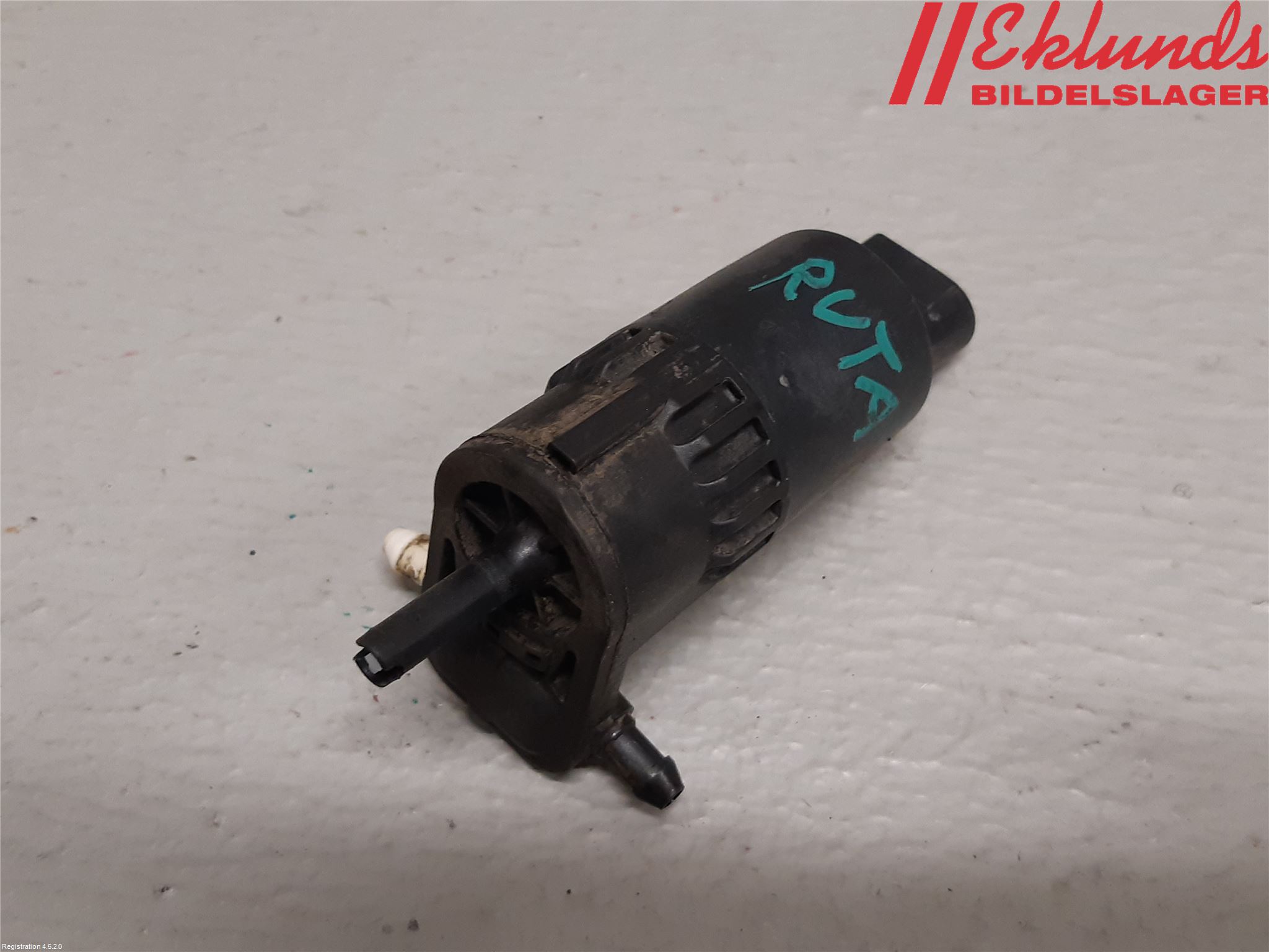 Opel ASTRA J 10-15 Spolarpump Vindruta