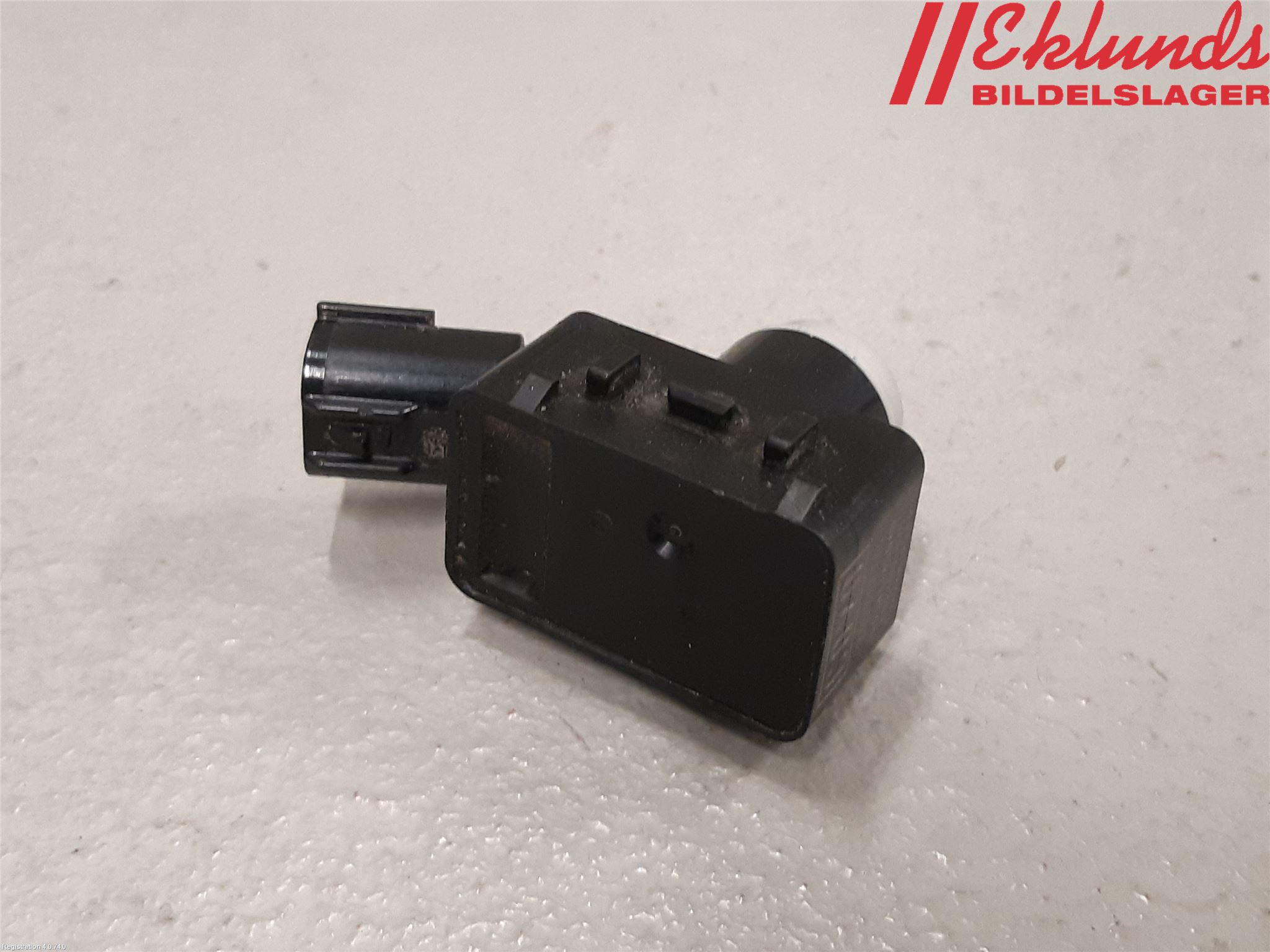 Toyota PRIUS (ZVW50) 16-21 Parkeringshjälp Frontsensor