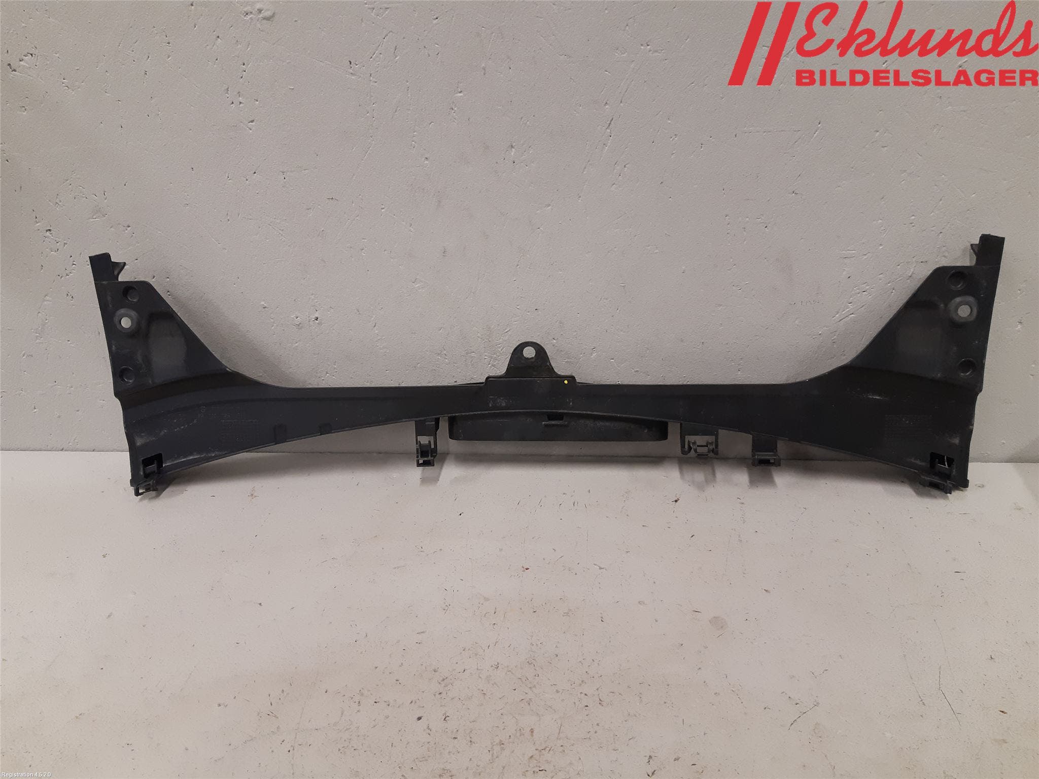 Mercedes-Benz MB C-KLASS (W205) 14-21 Deflektor Plåt-Plast Kylning