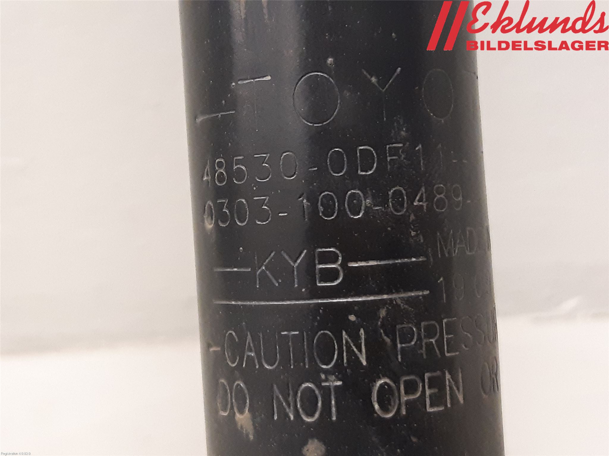 Toyota YARIS XP130 15-20 Stötdämpare Bak