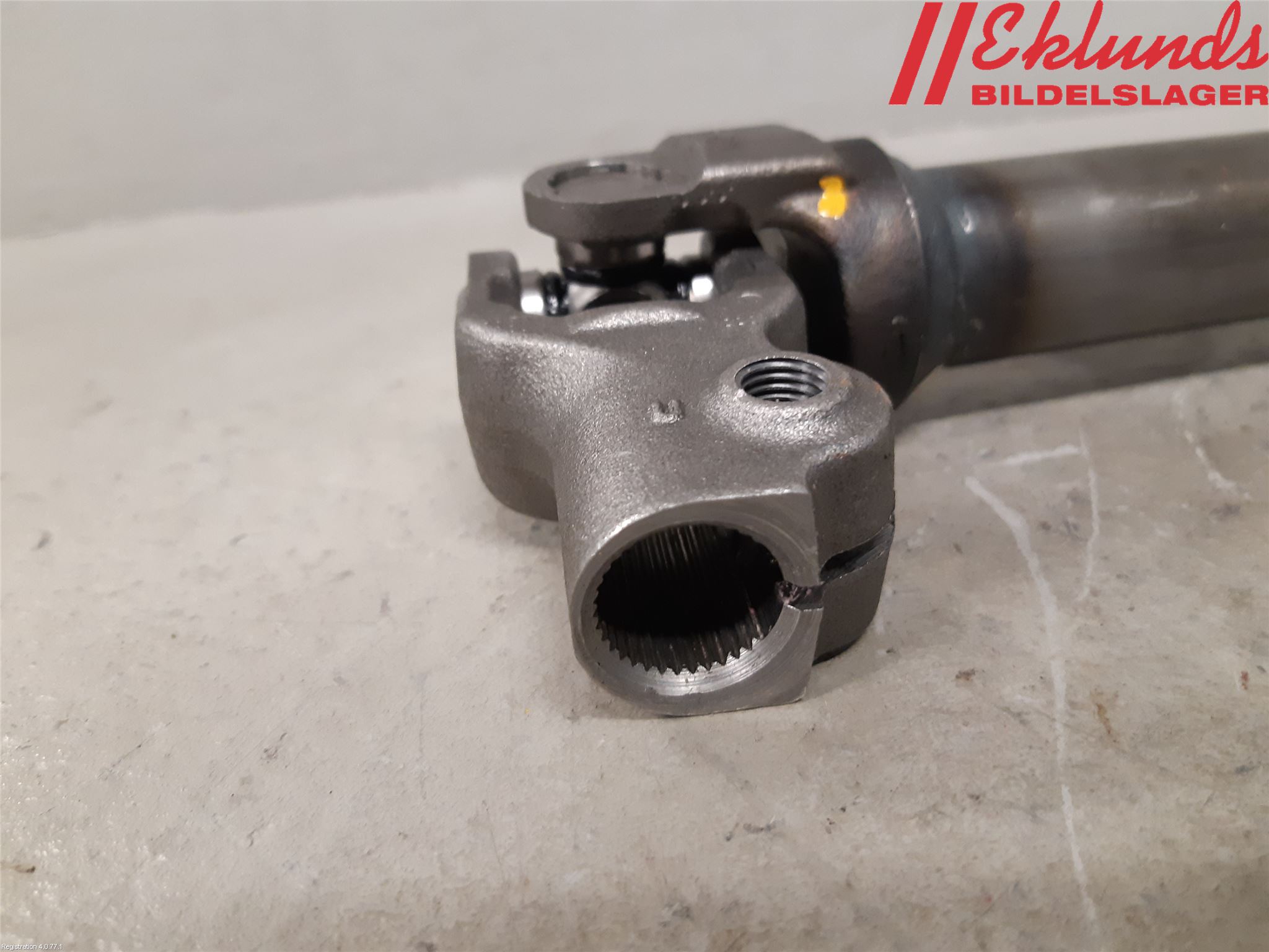 Toyota COROLLA 19- Rattaxelknut