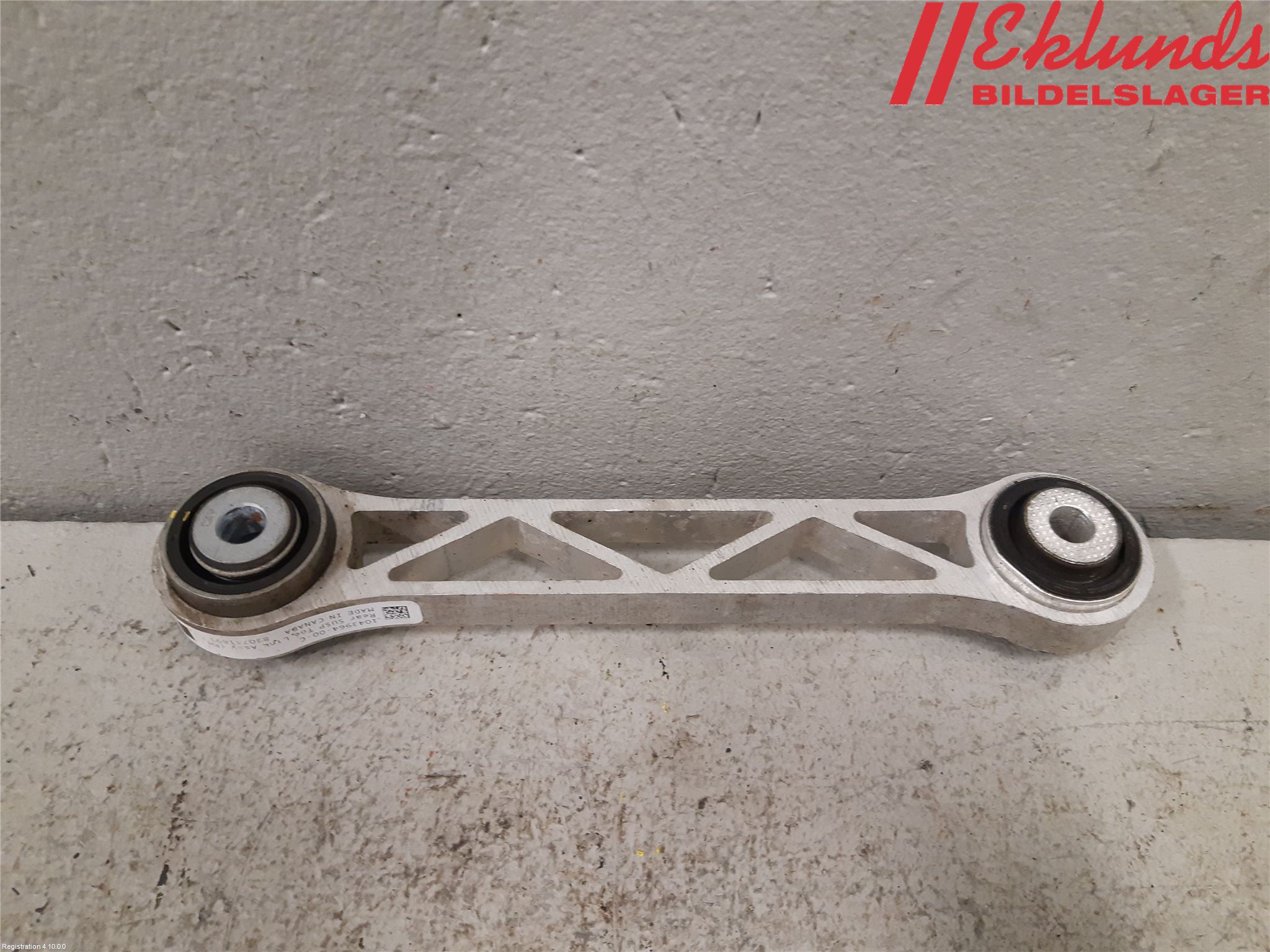 Tesla MODEL S 13- Bärarm Bak Höger