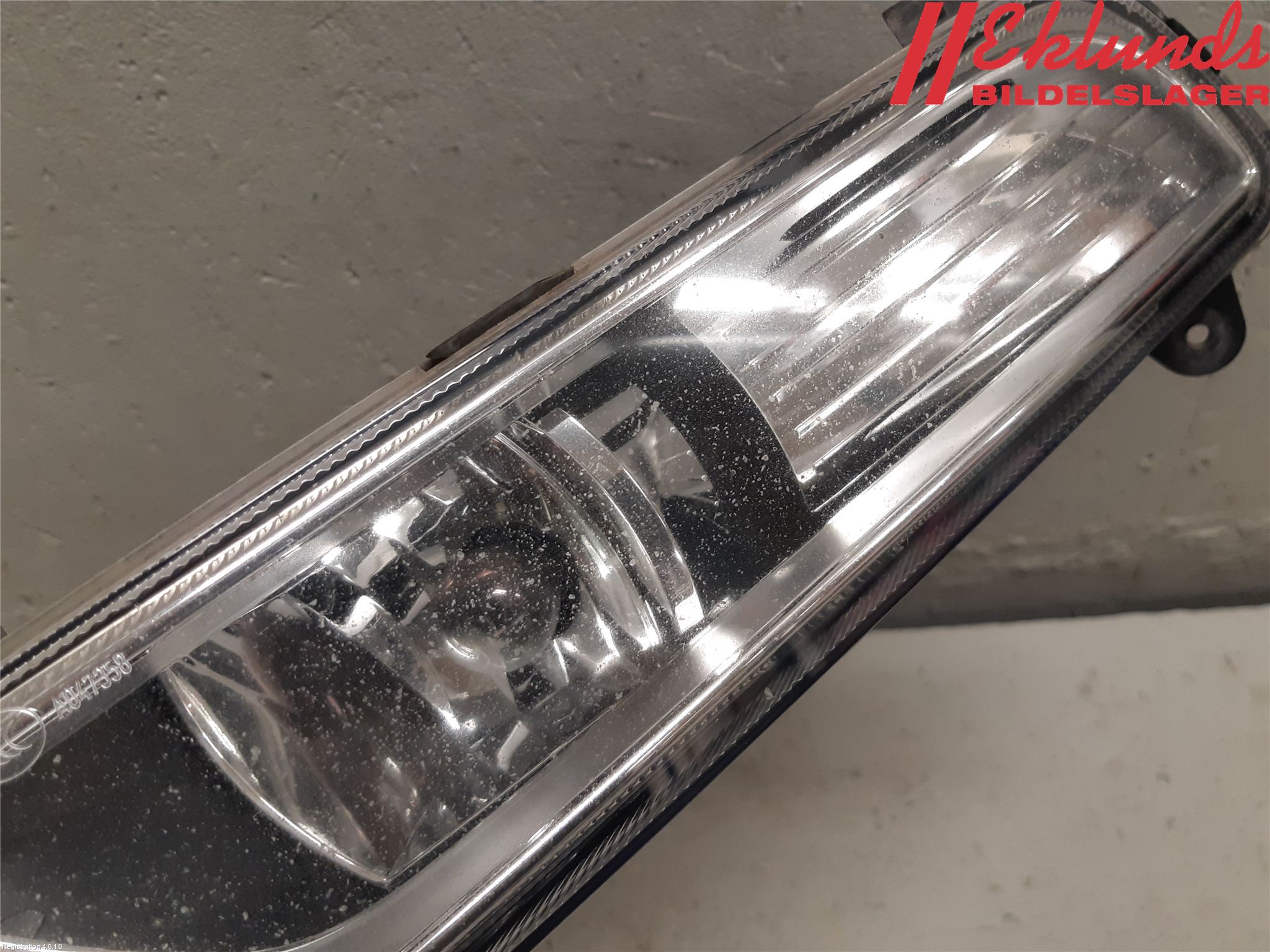 Volkswagen VW PASSAT 11-14 Dimljus-Varselljus Fram