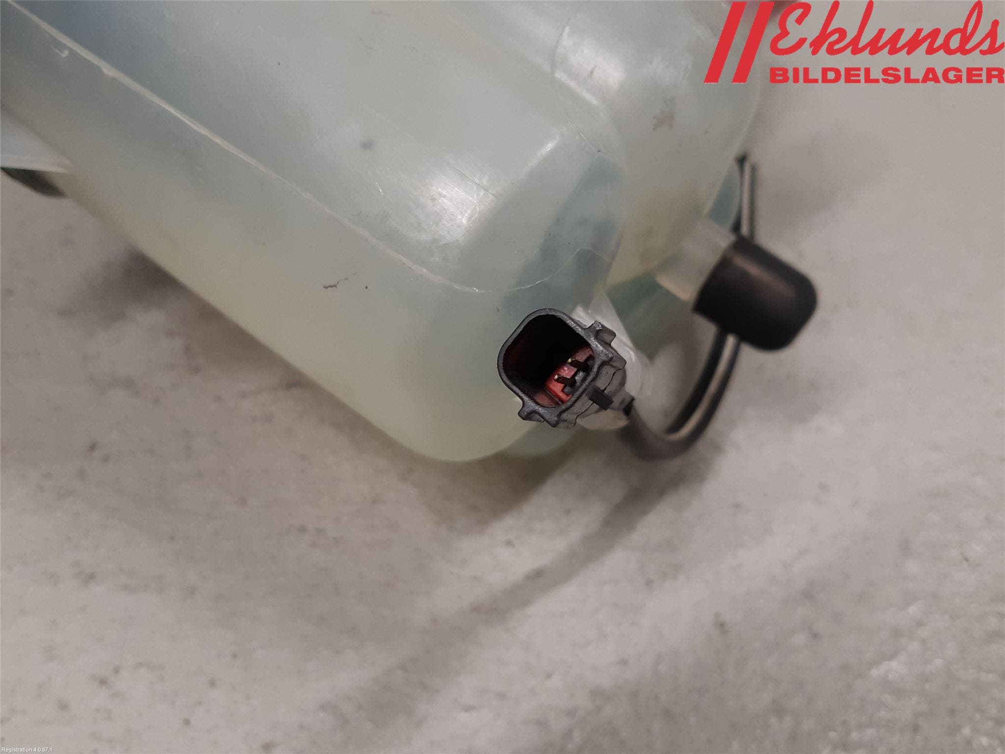 Volvo V70 08-13 Expansionstank